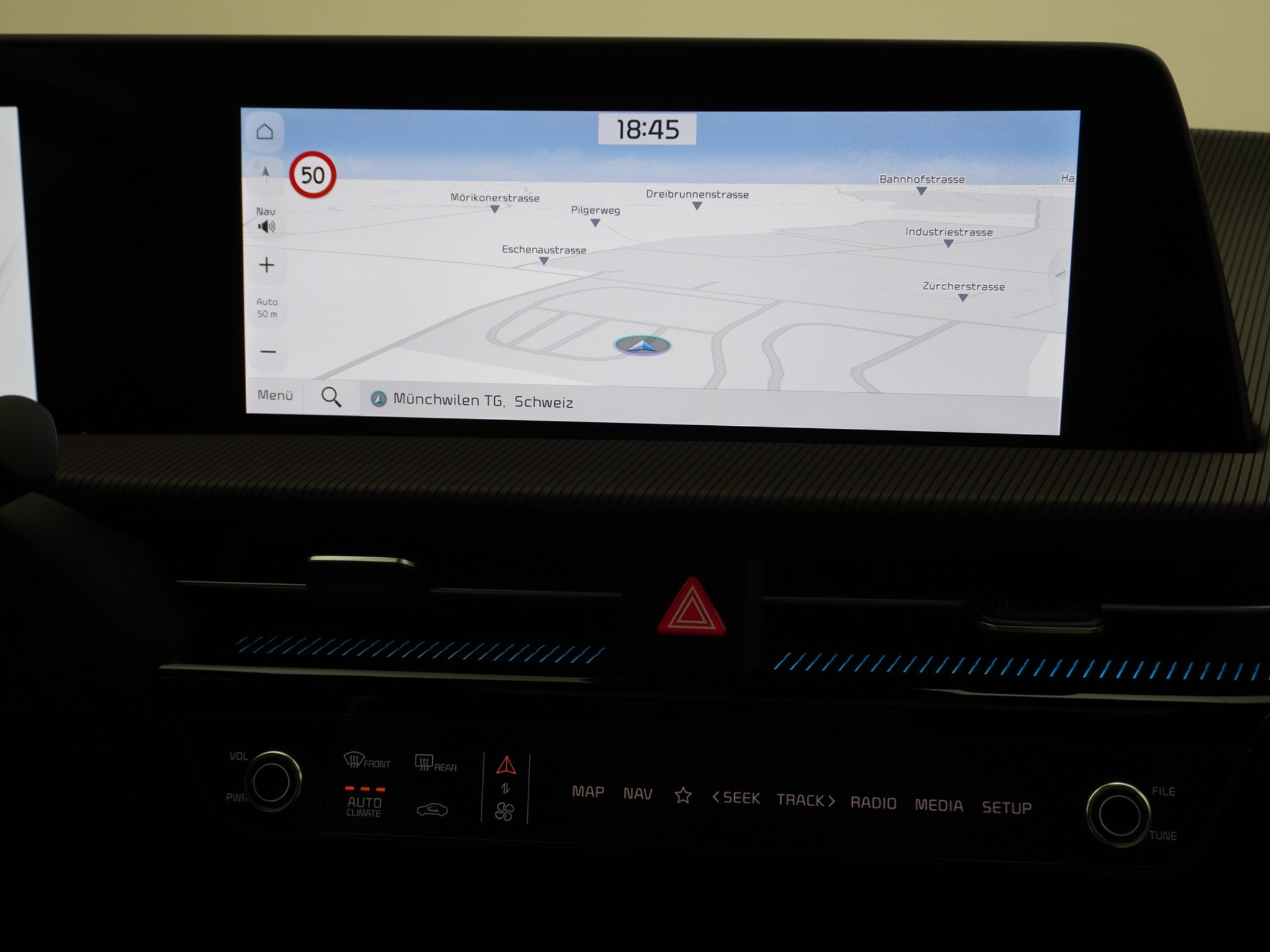 listing desktop thumbnail image 16