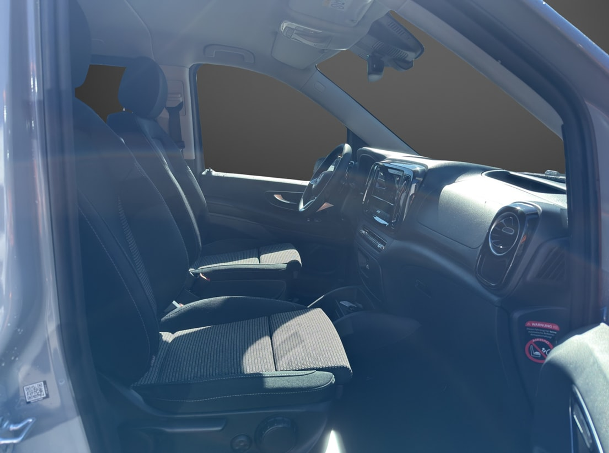 listing desktop thumbnail image 9