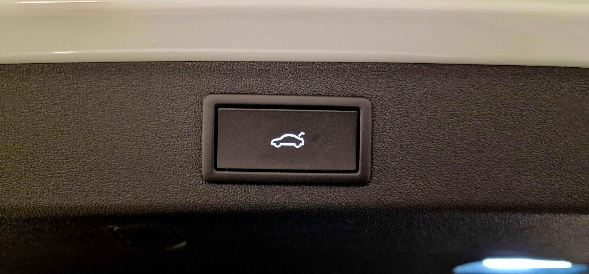 listing desktop thumbnail image 21