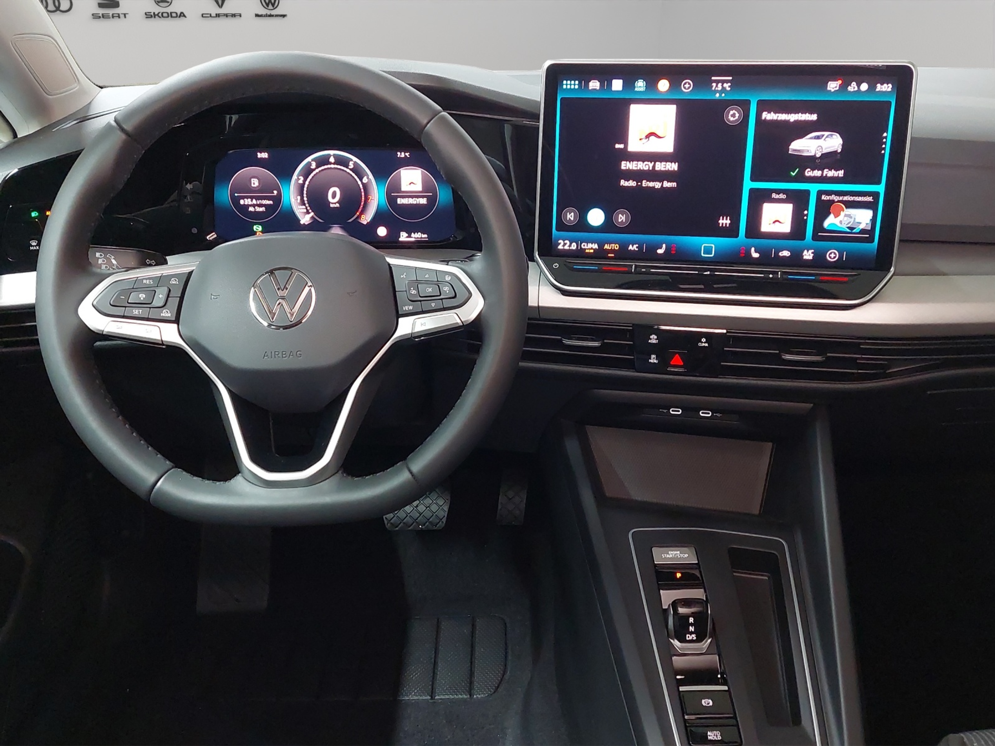 listing desktop thumbnail image 6