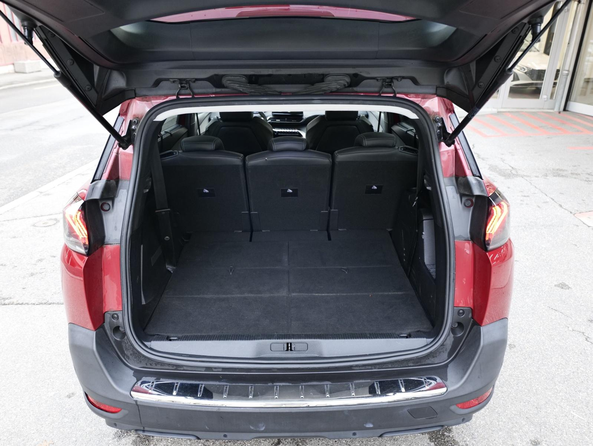 listing desktop thumbnail image 20