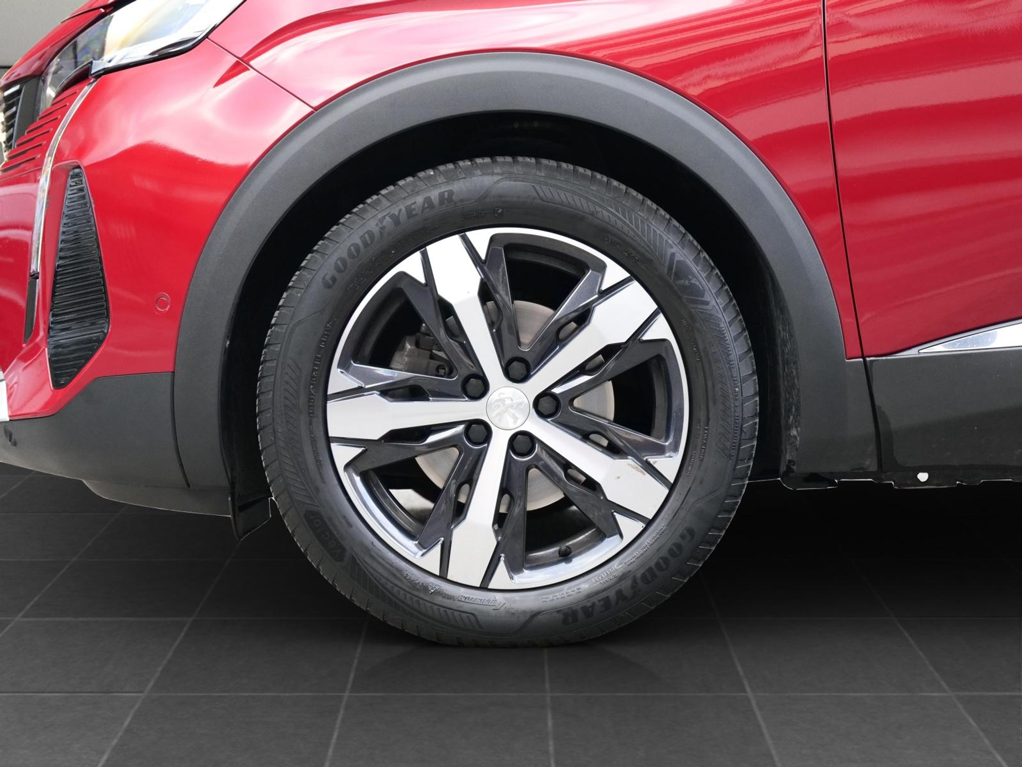 listing desktop thumbnail image 27