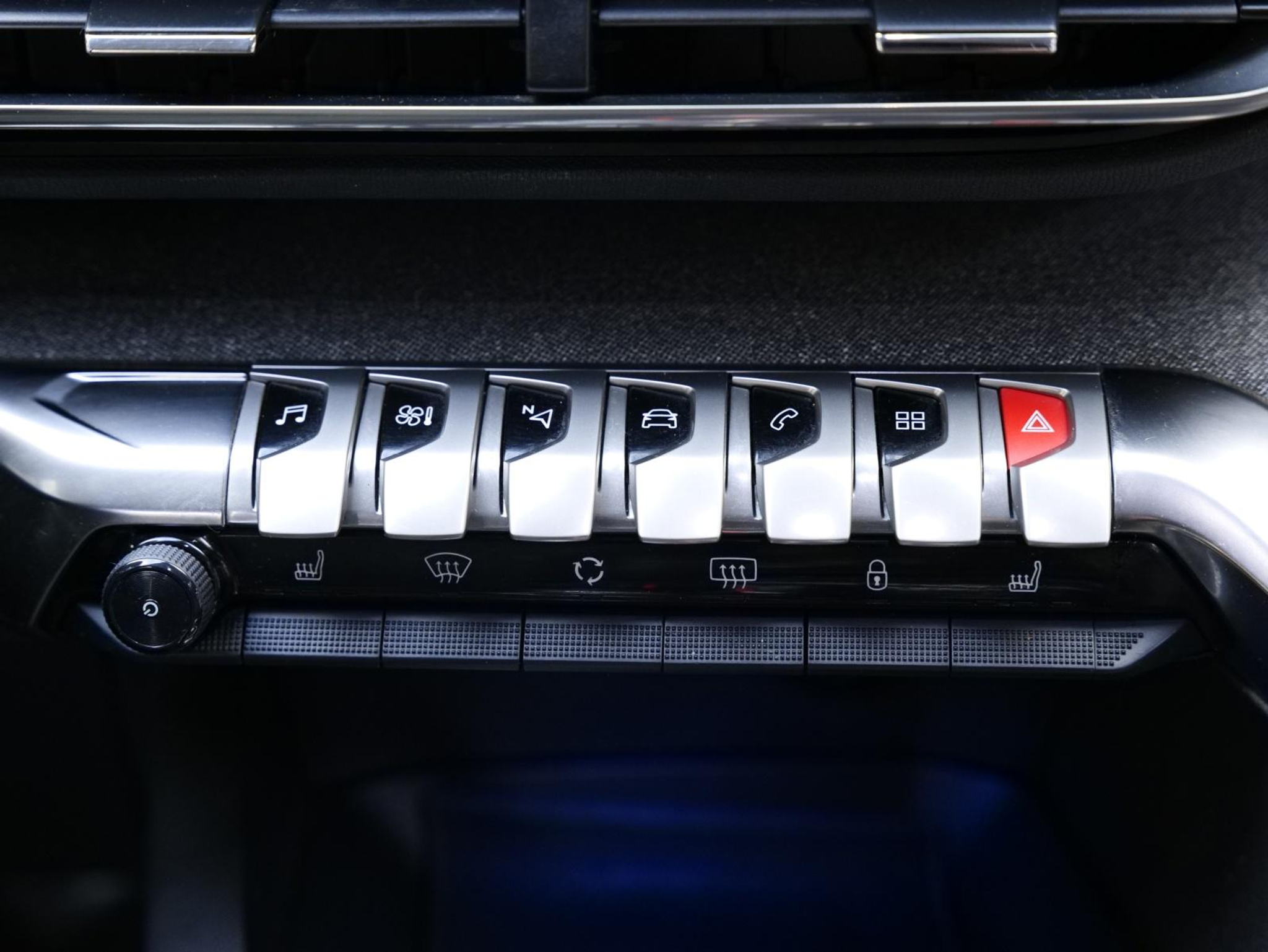 listing desktop thumbnail image 25