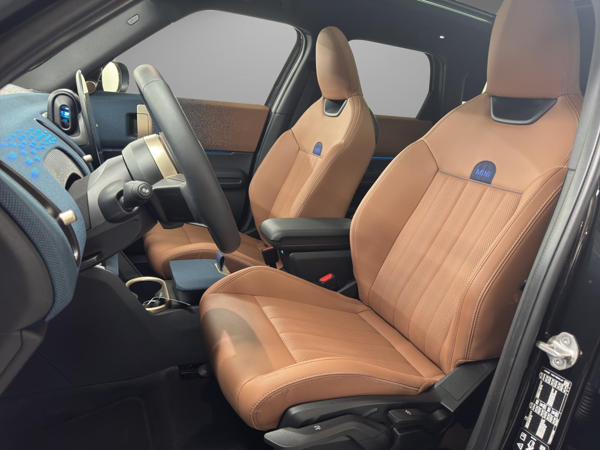 listing desktop thumbnail image 10