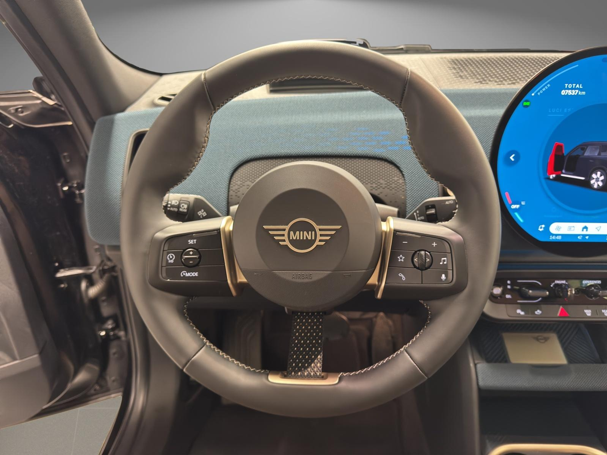 listing desktop thumbnail image 13