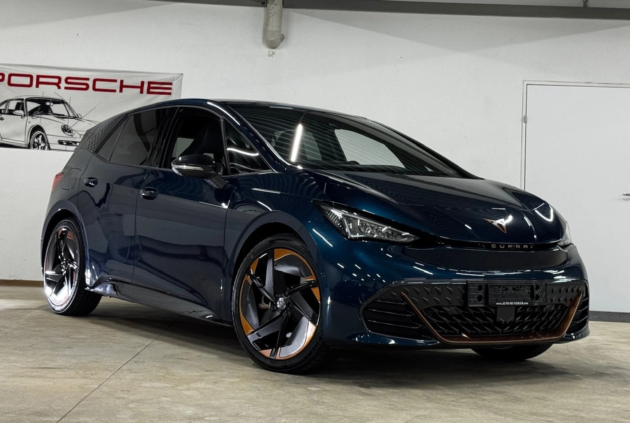 listing desktop thumbnail image 2