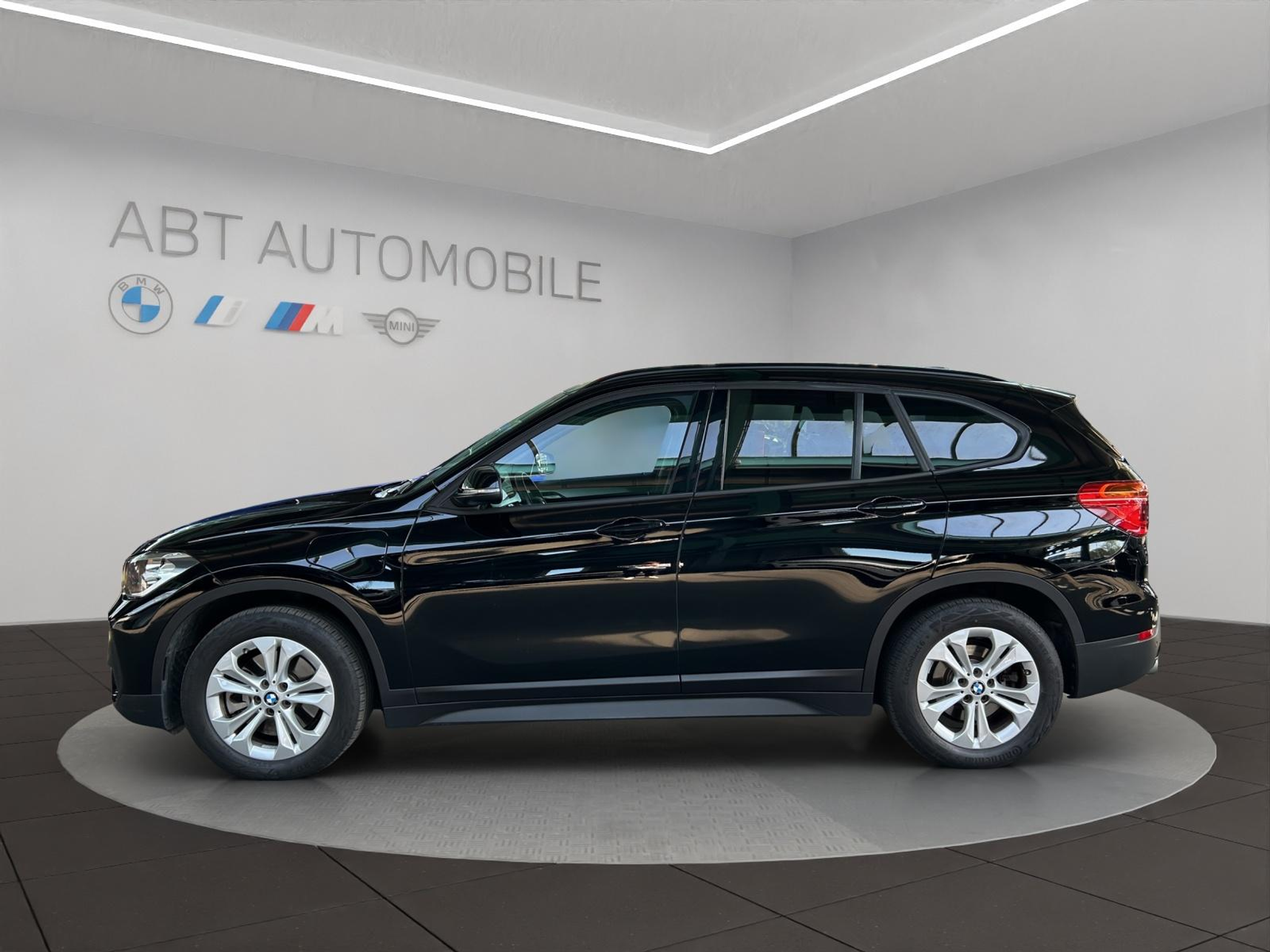 listing desktop thumbnail image 2