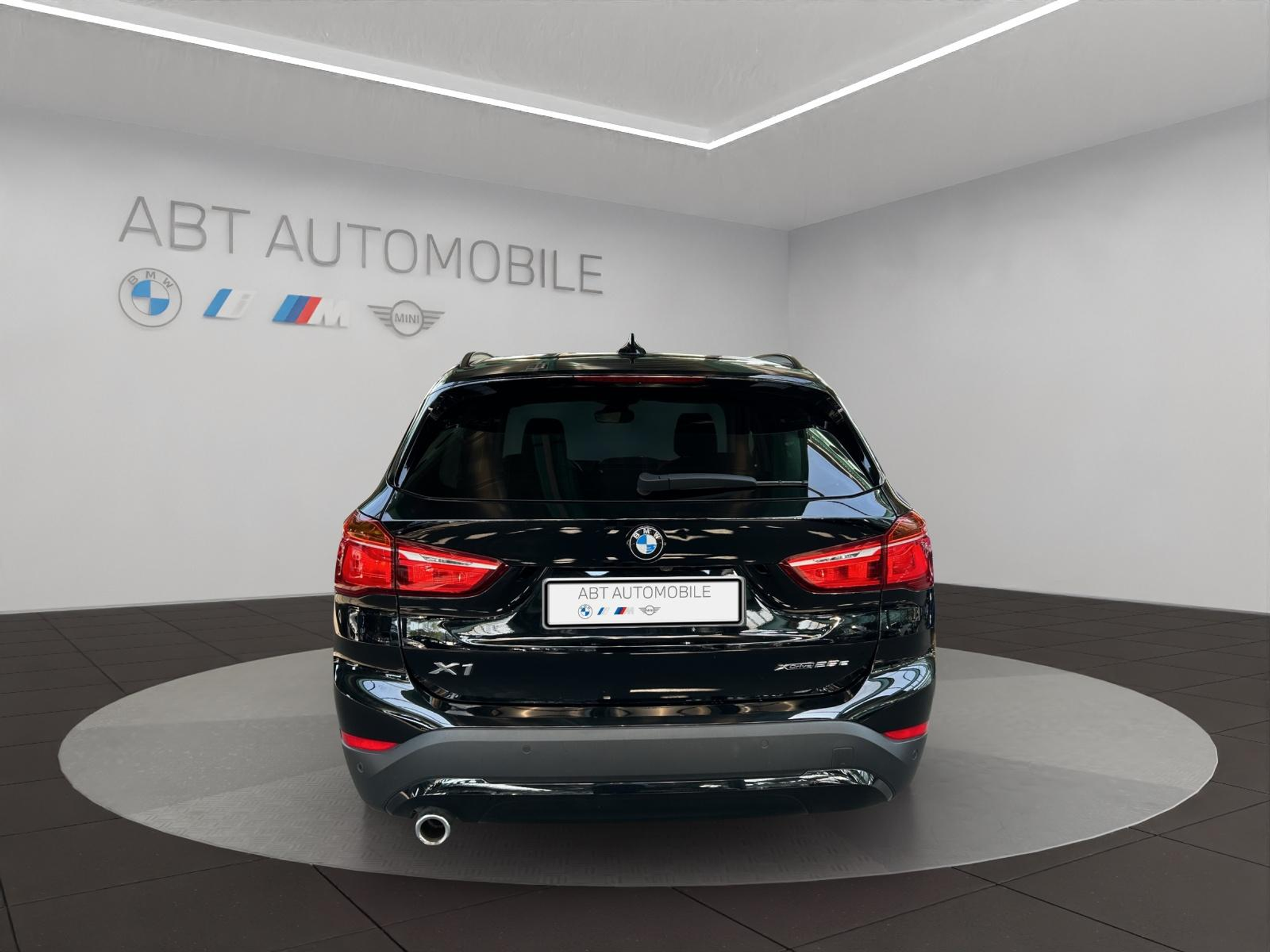 listing desktop thumbnail image 4