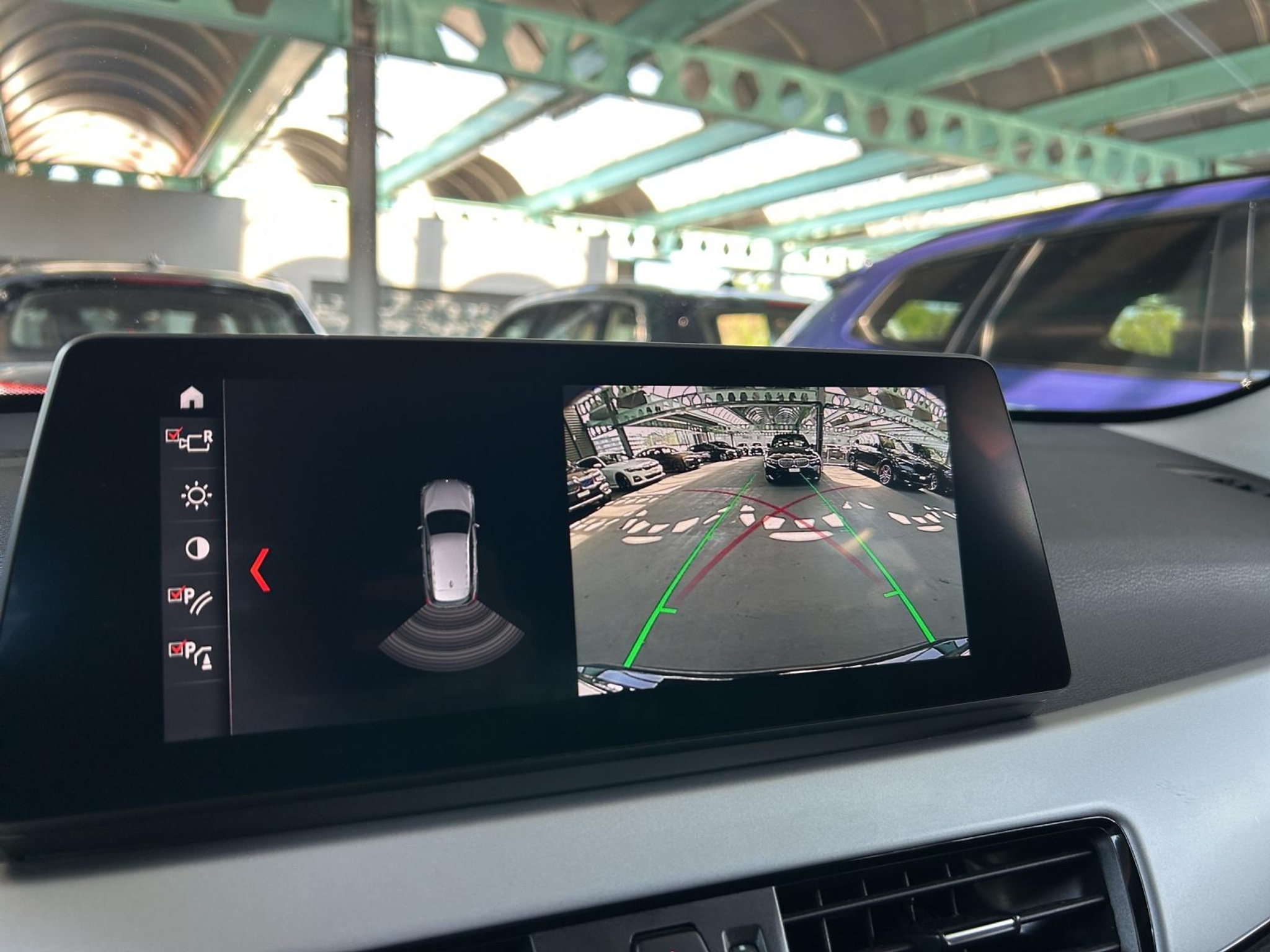 listing desktop thumbnail image 10