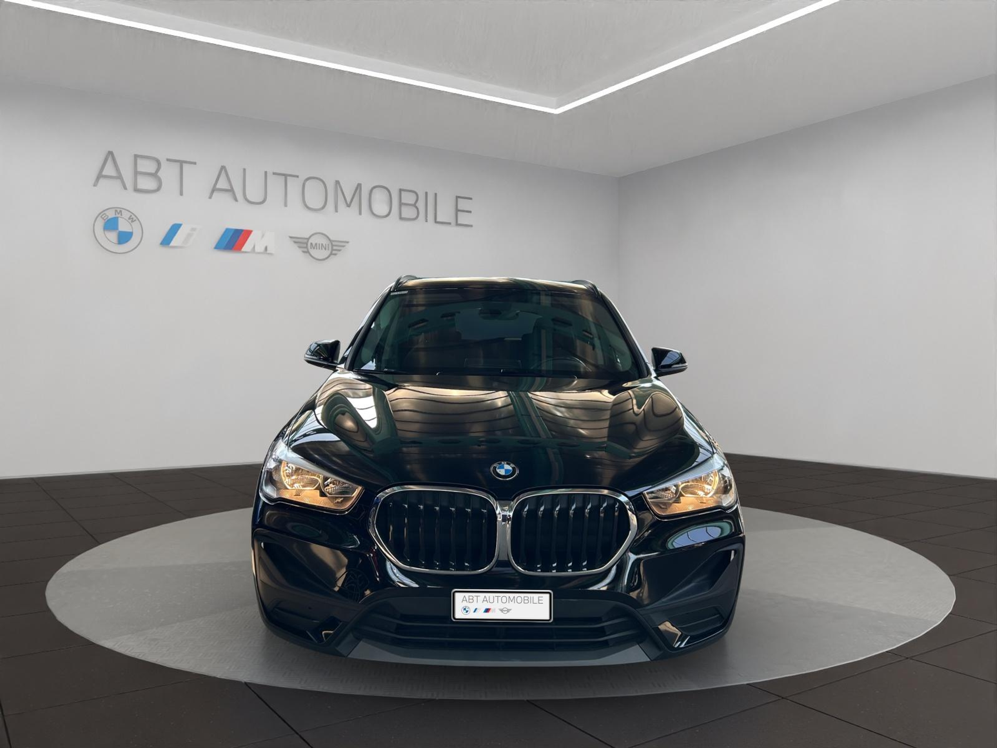 listing desktop thumbnail image 1