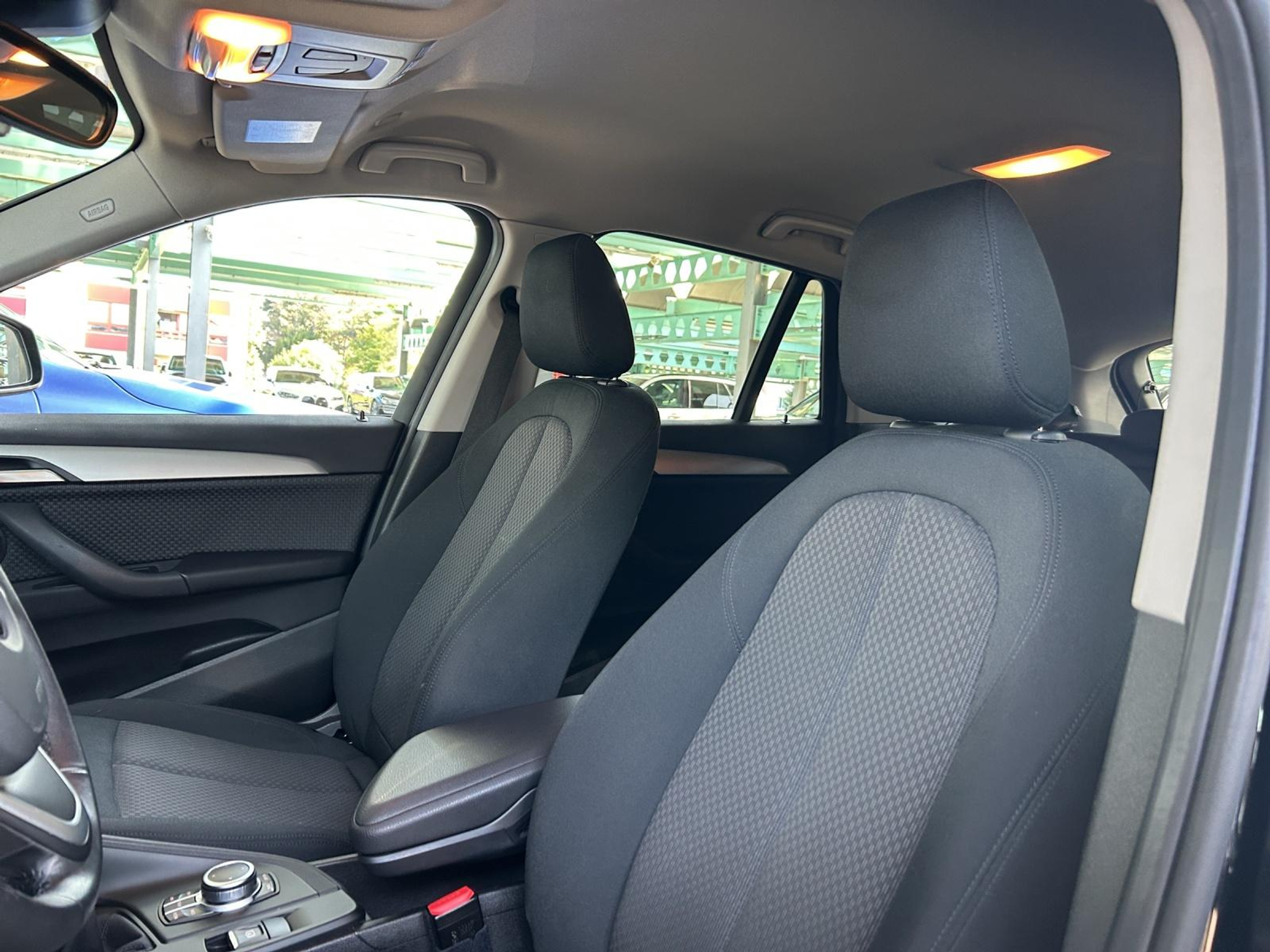 listing desktop thumbnail image 12