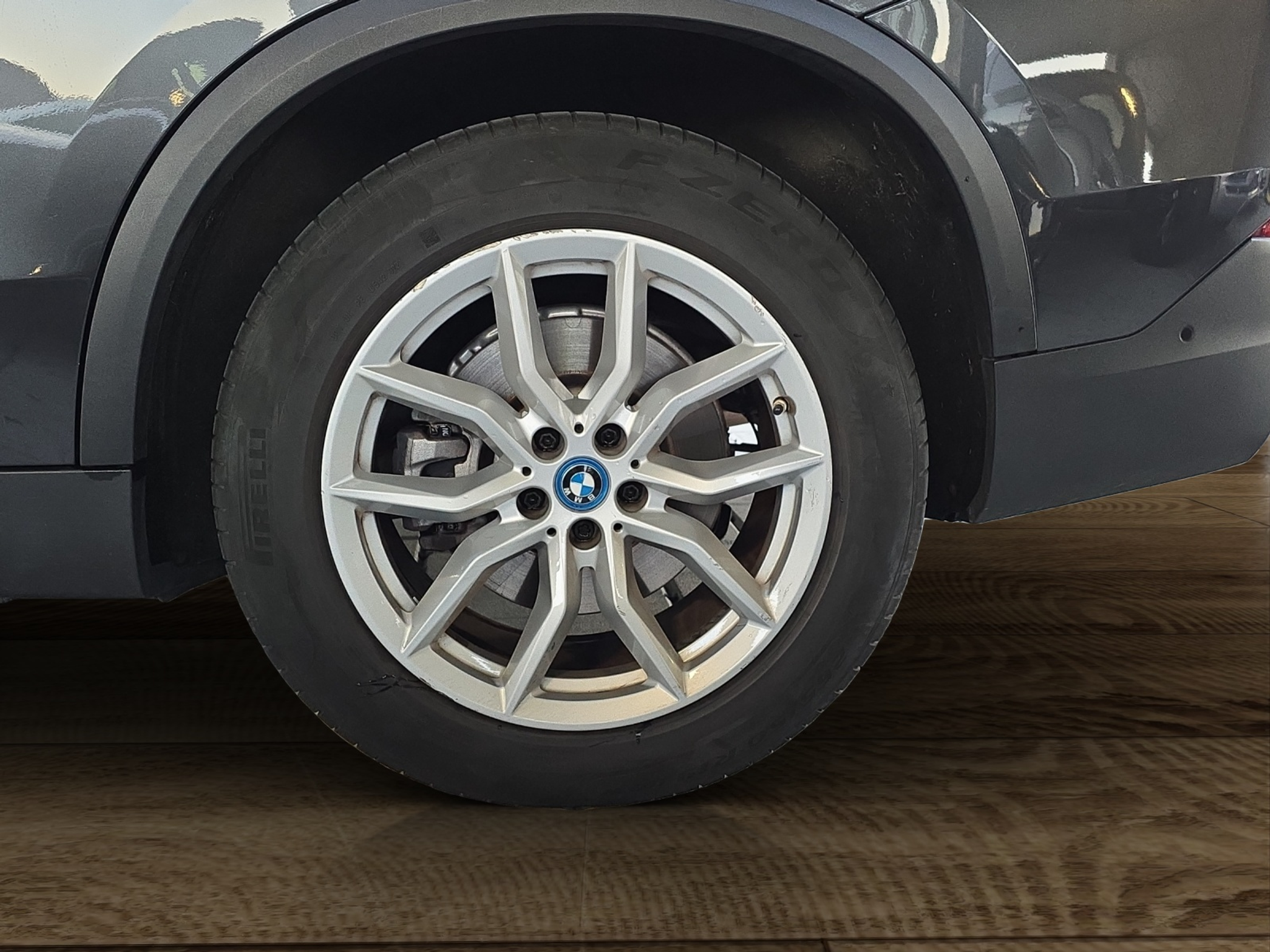 listing desktop thumbnail image 23