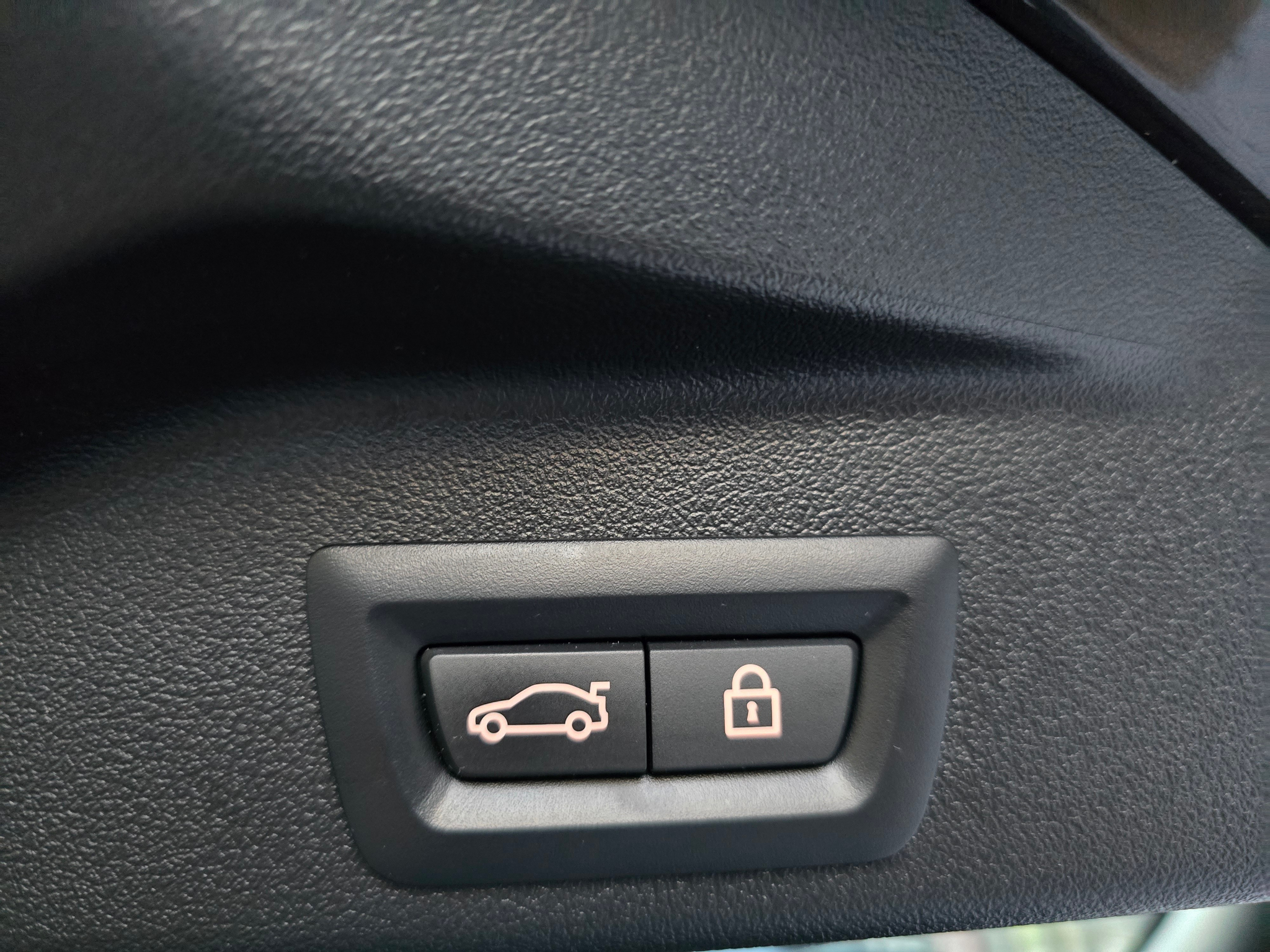 listing desktop thumbnail image 21