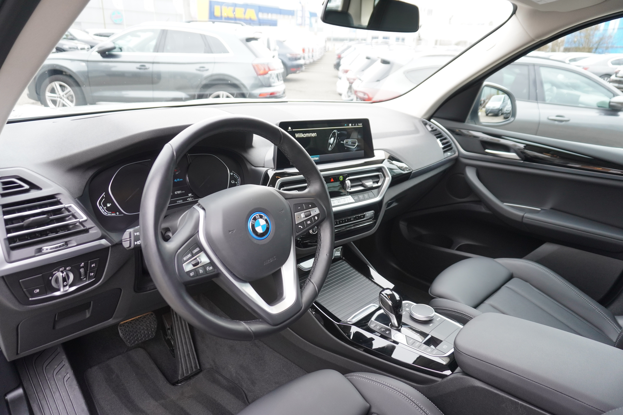 listing desktop thumbnail image 11