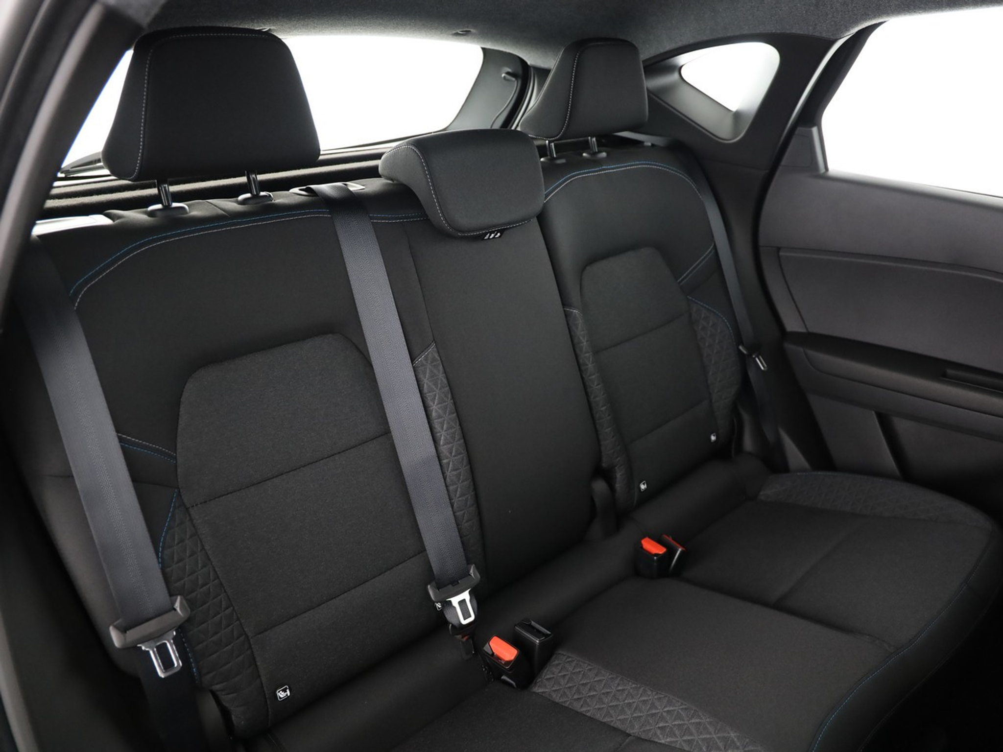 listing desktop thumbnail image 7