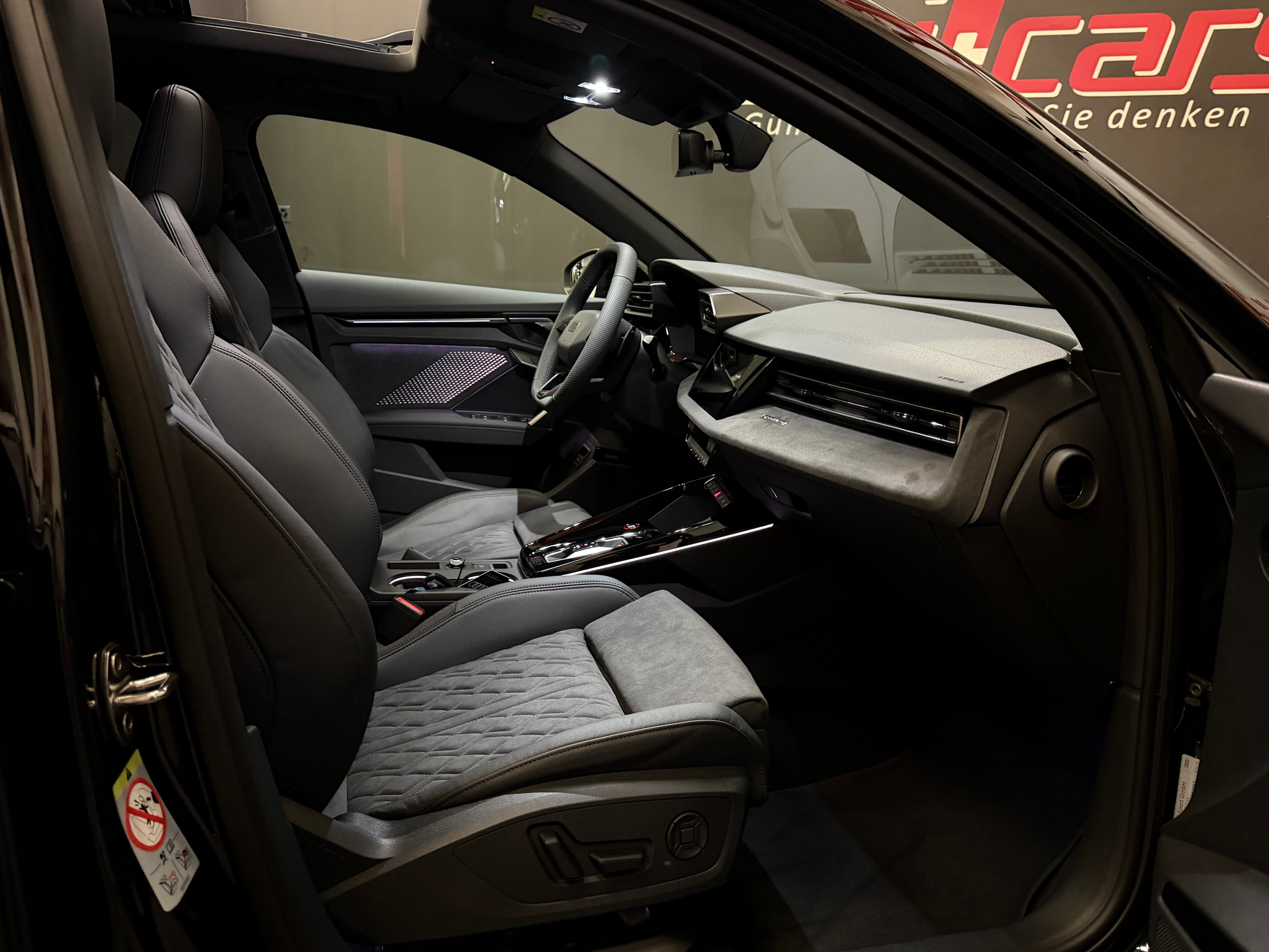 listing desktop thumbnail image 14