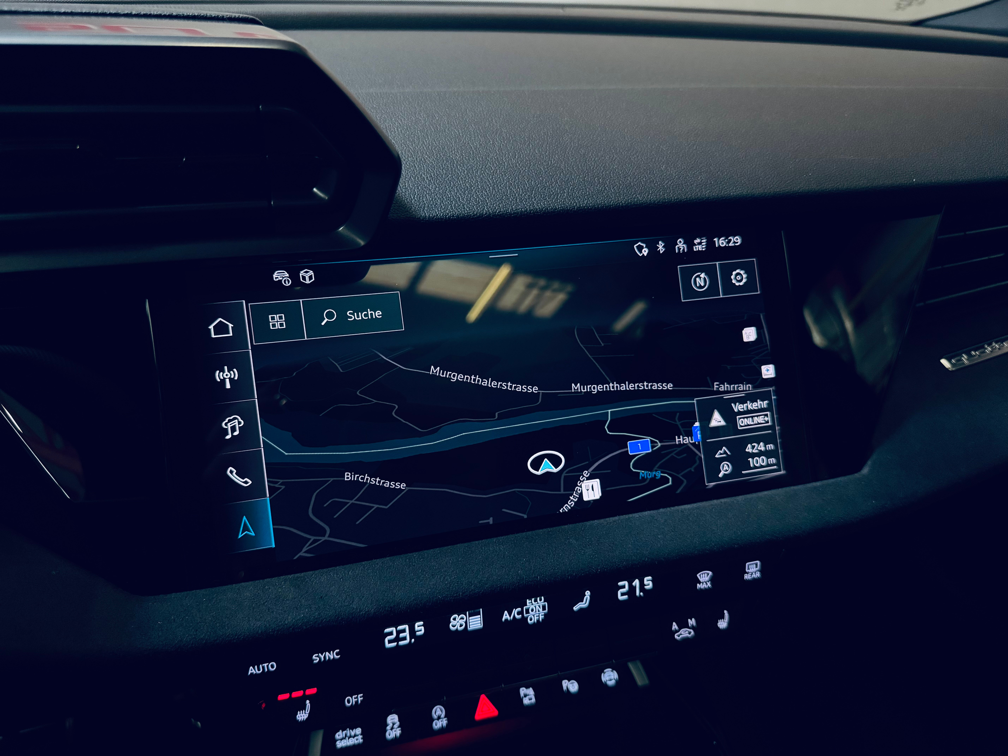 listing desktop thumbnail image 23