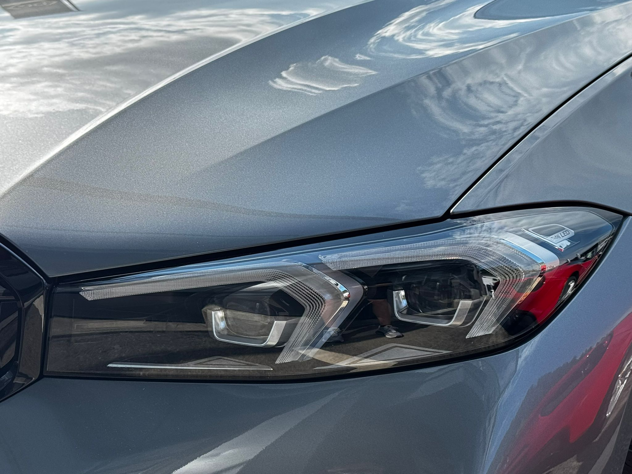 listing desktop thumbnail image 6