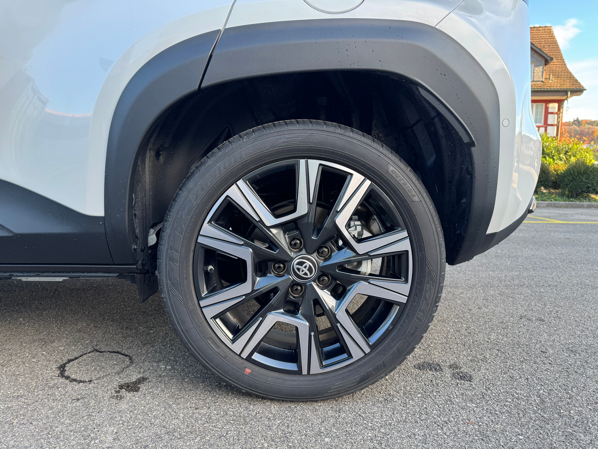 listing desktop thumbnail image 12