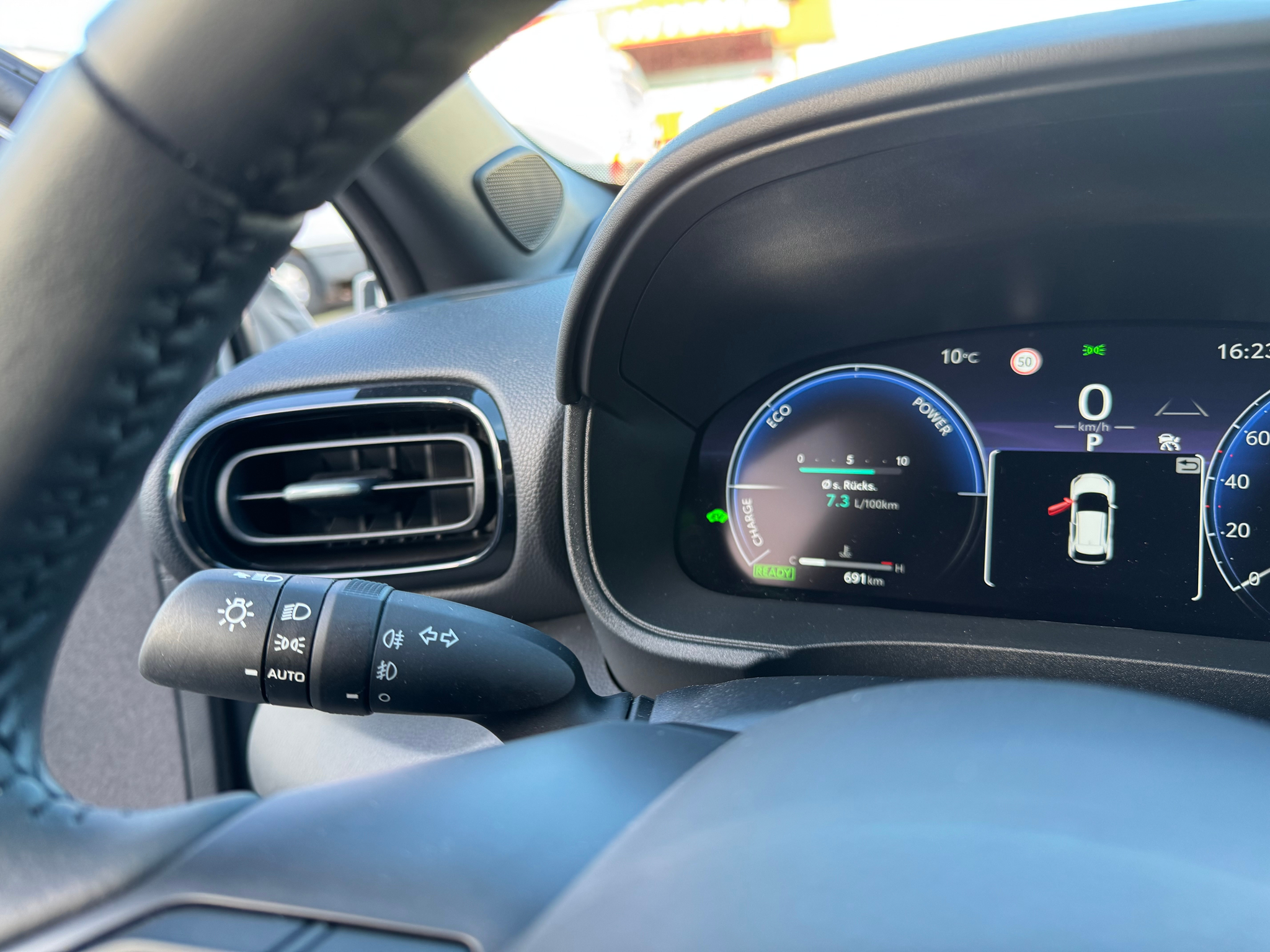 listing desktop thumbnail image 19