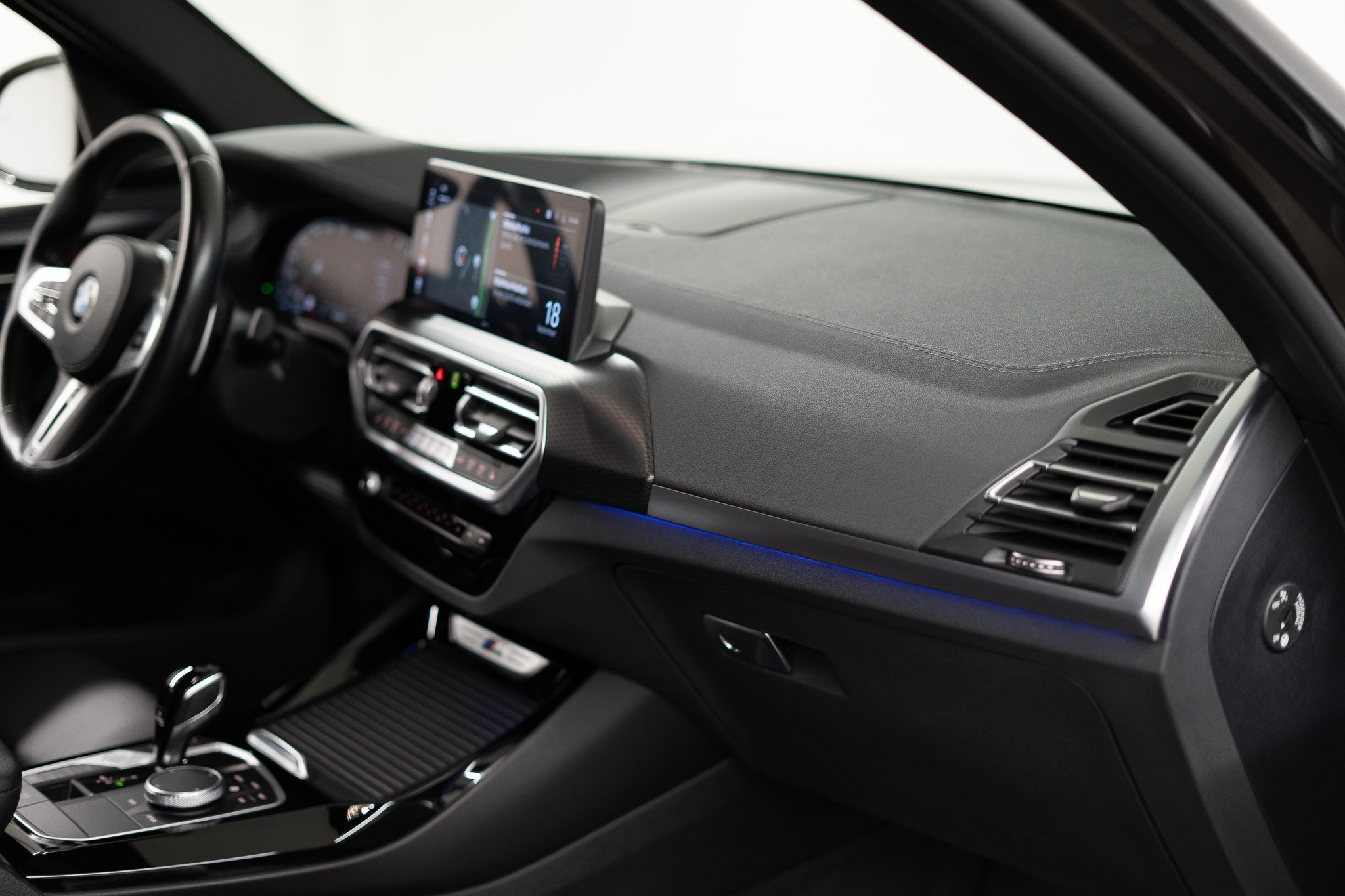 listing desktop thumbnail image 15