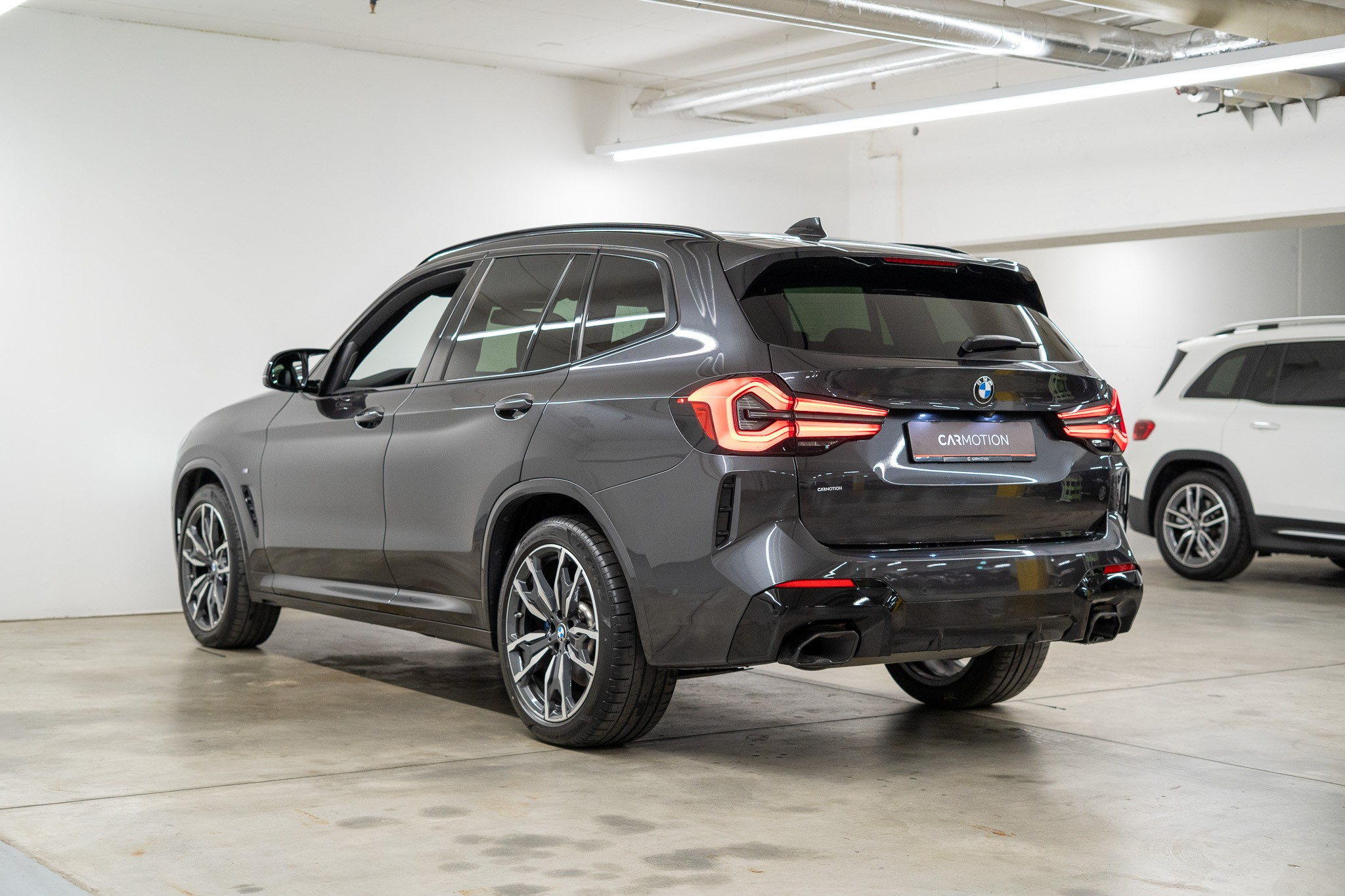 listing desktop thumbnail image 6