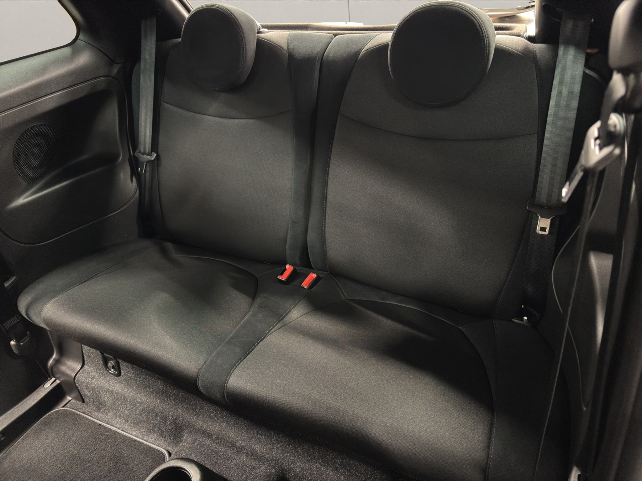 listing desktop thumbnail image 10