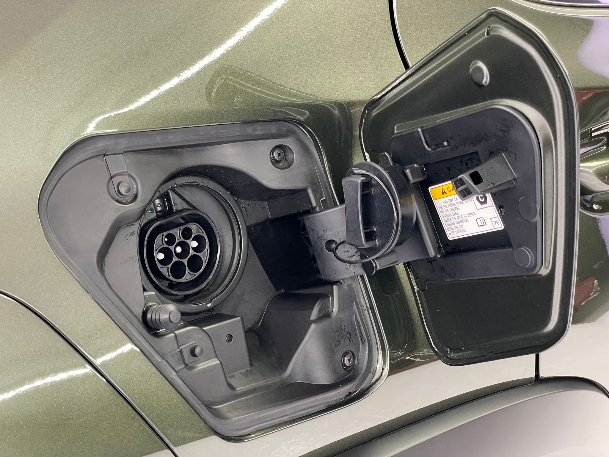 listing desktop thumbnail image 16