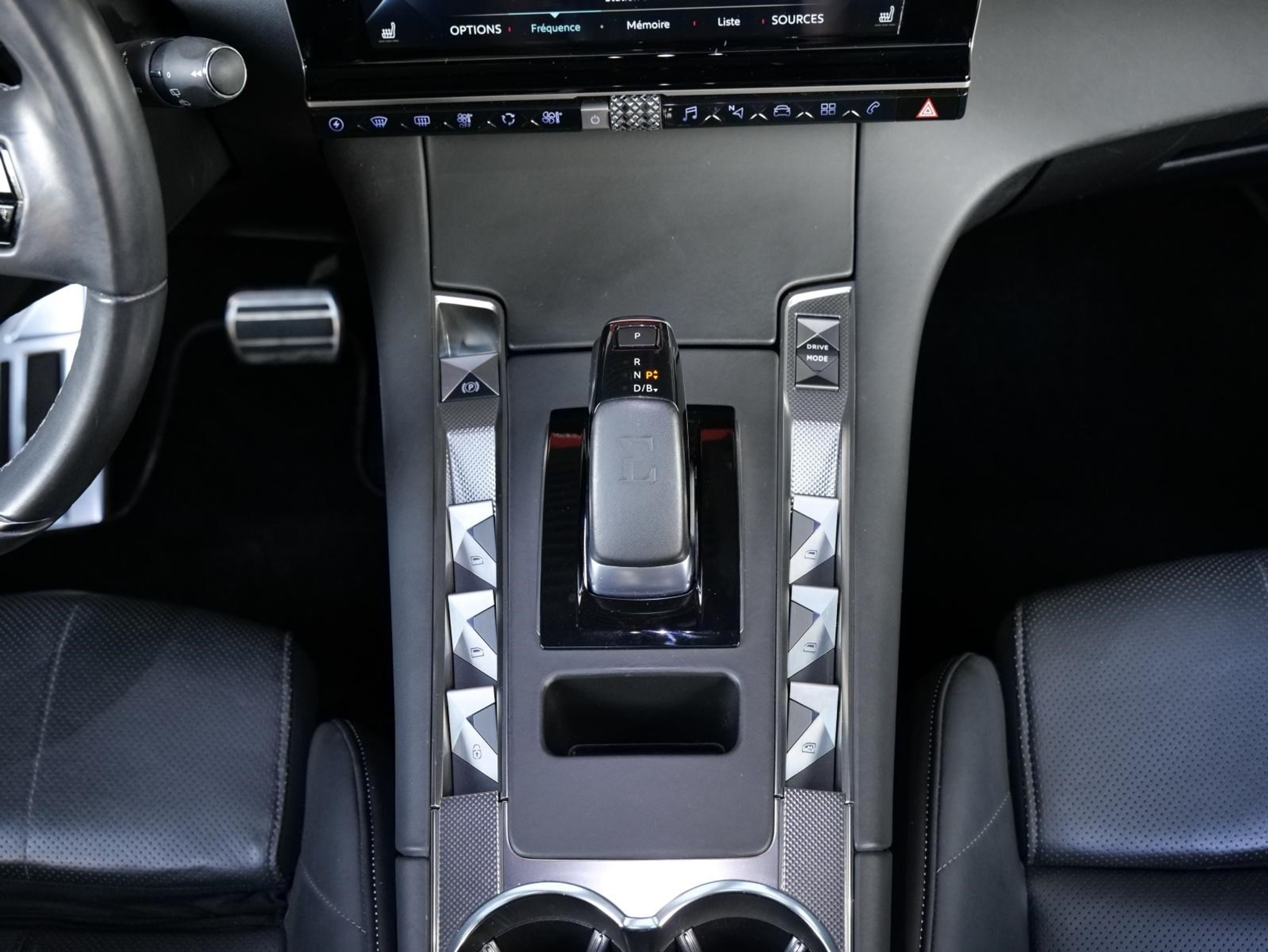 listing desktop thumbnail image 30