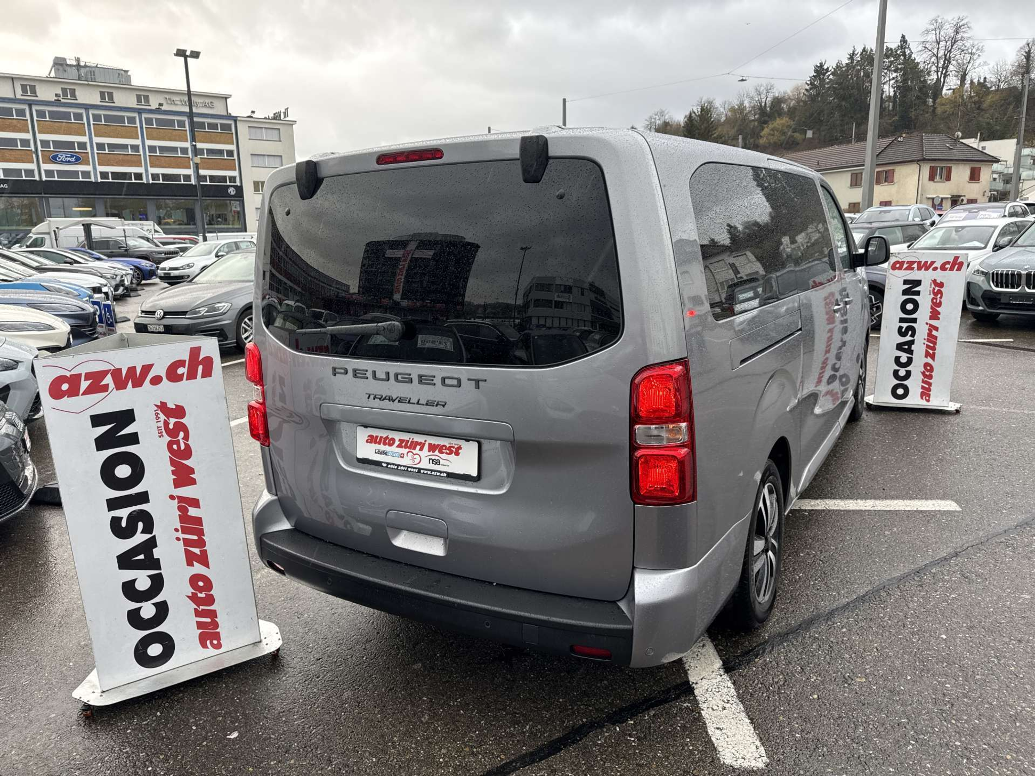 listing desktop thumbnail image 2