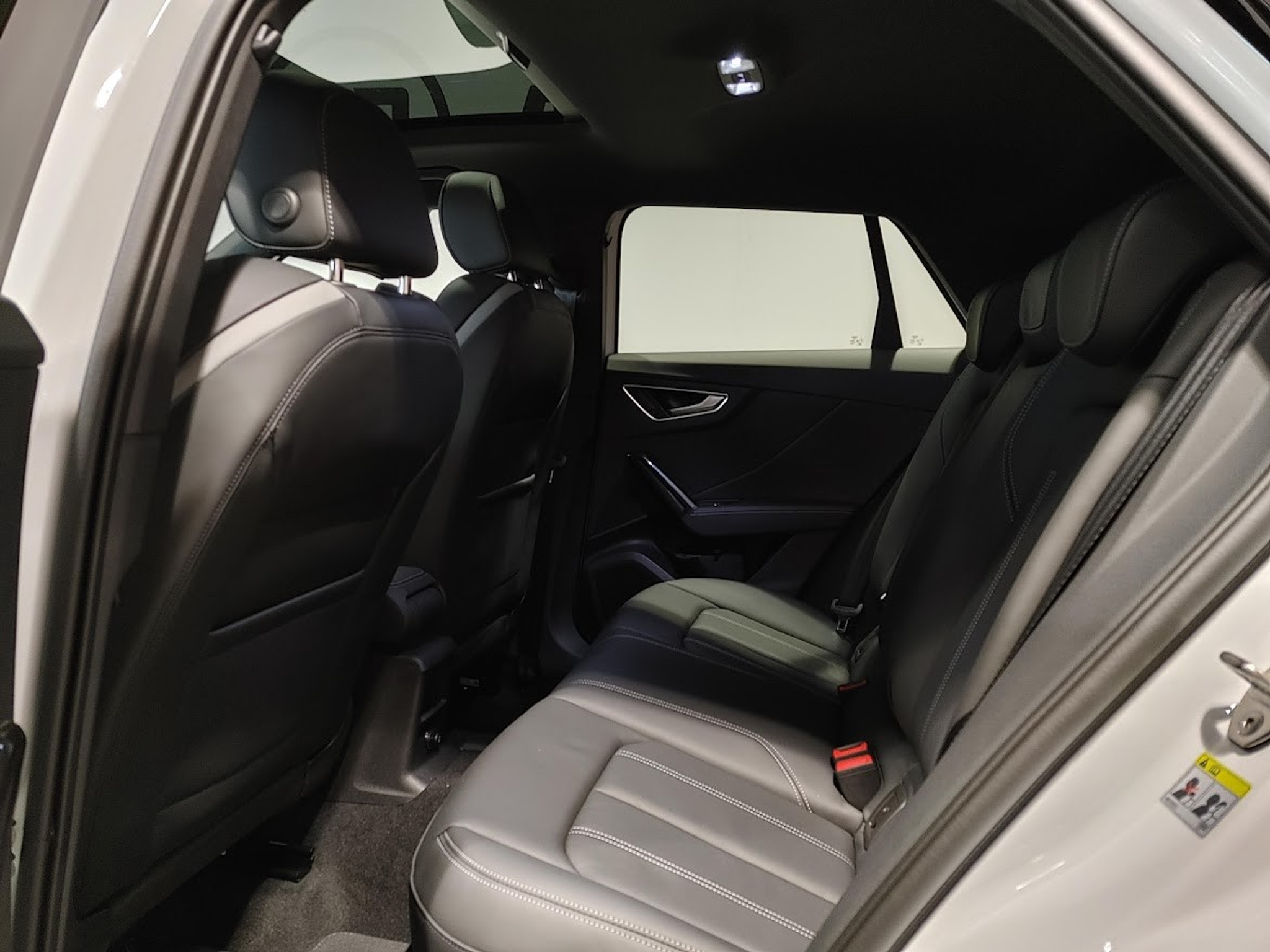 listing desktop thumbnail image 10