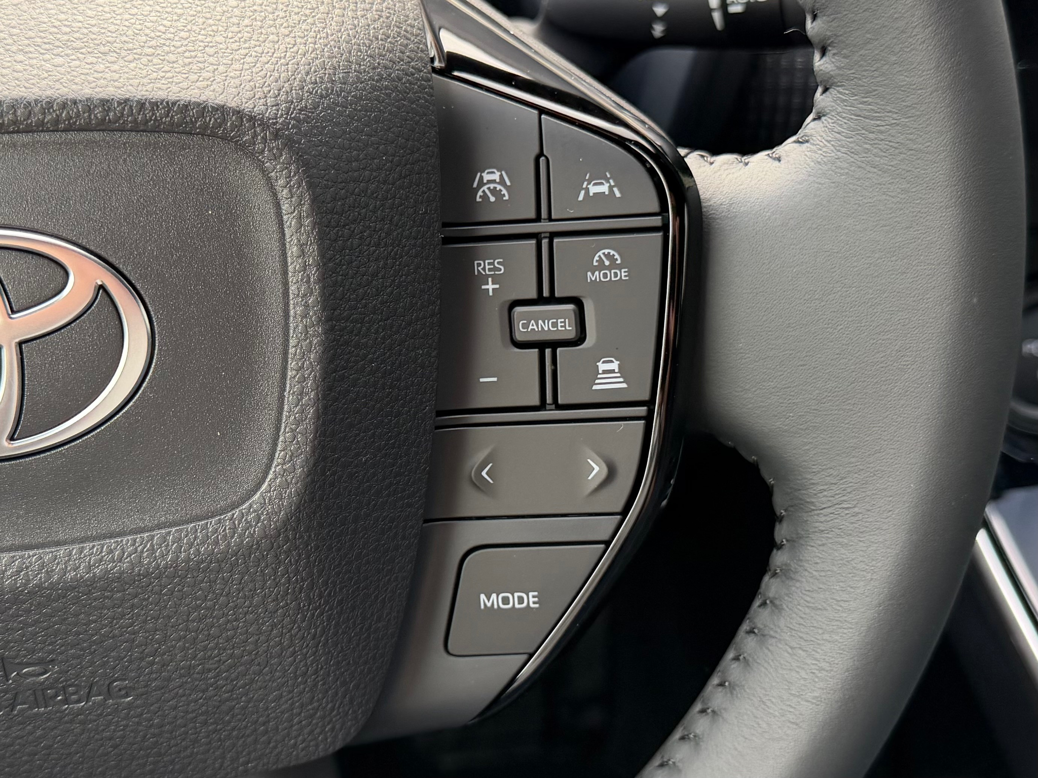 listing desktop thumbnail image 15