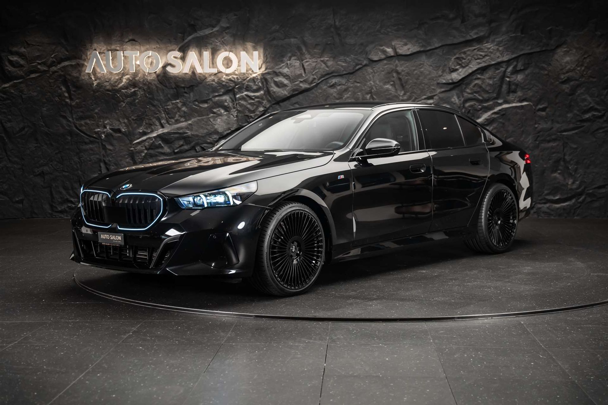 car-image-0