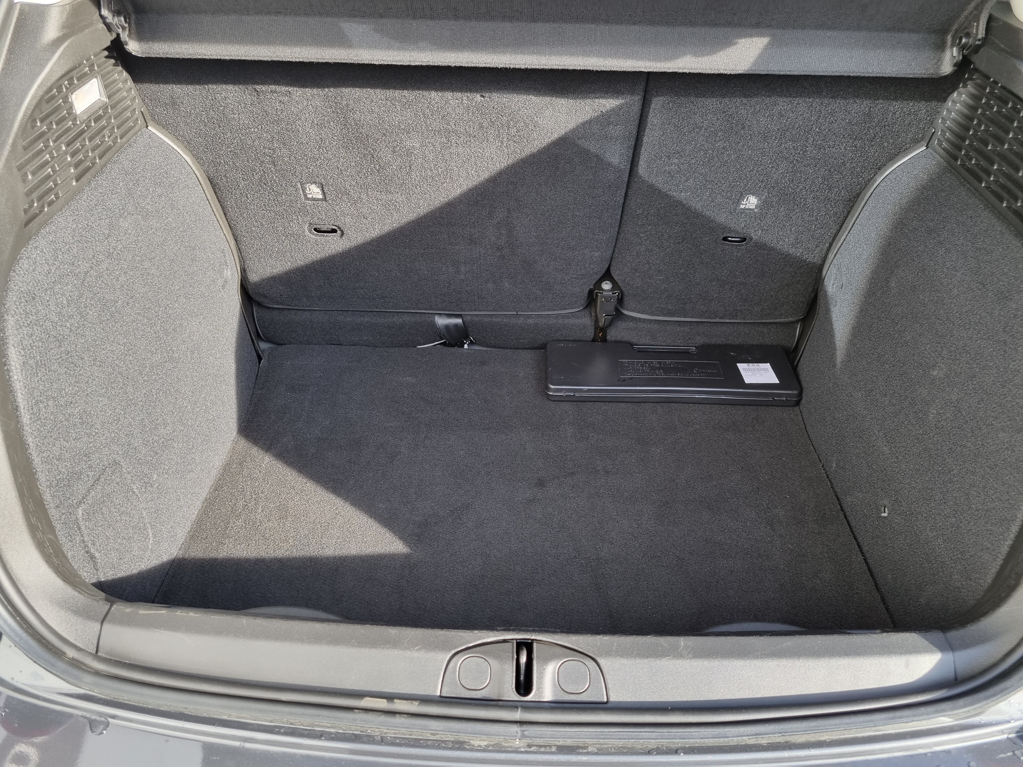 listing desktop thumbnail image 7