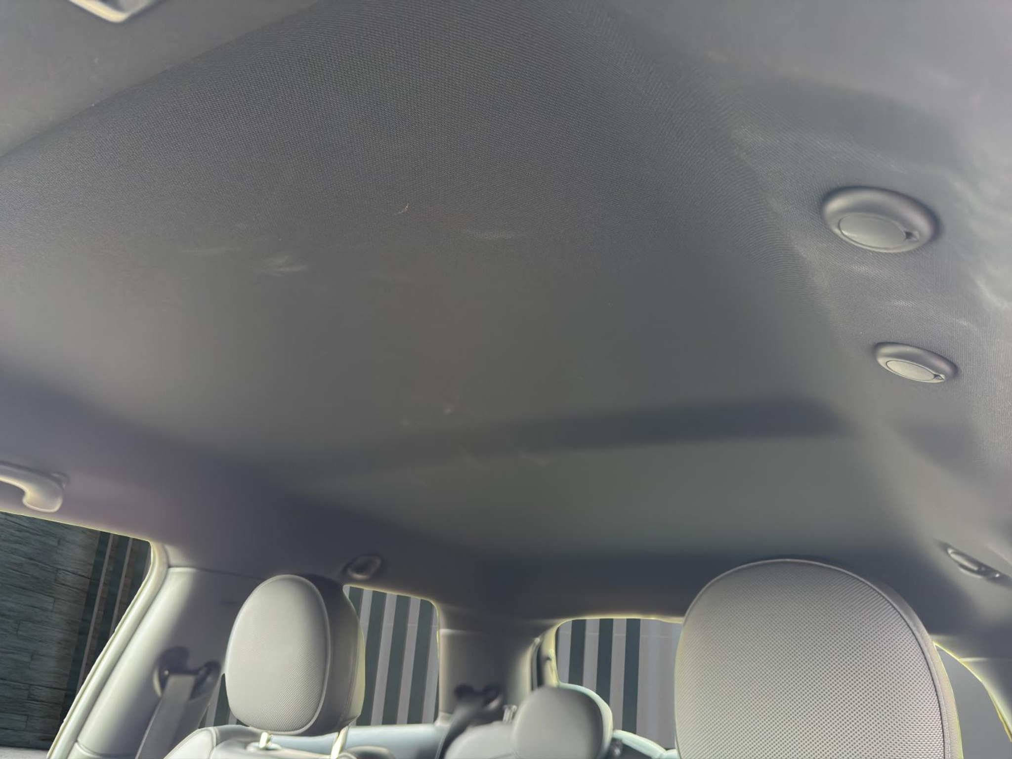 listing desktop thumbnail image 19