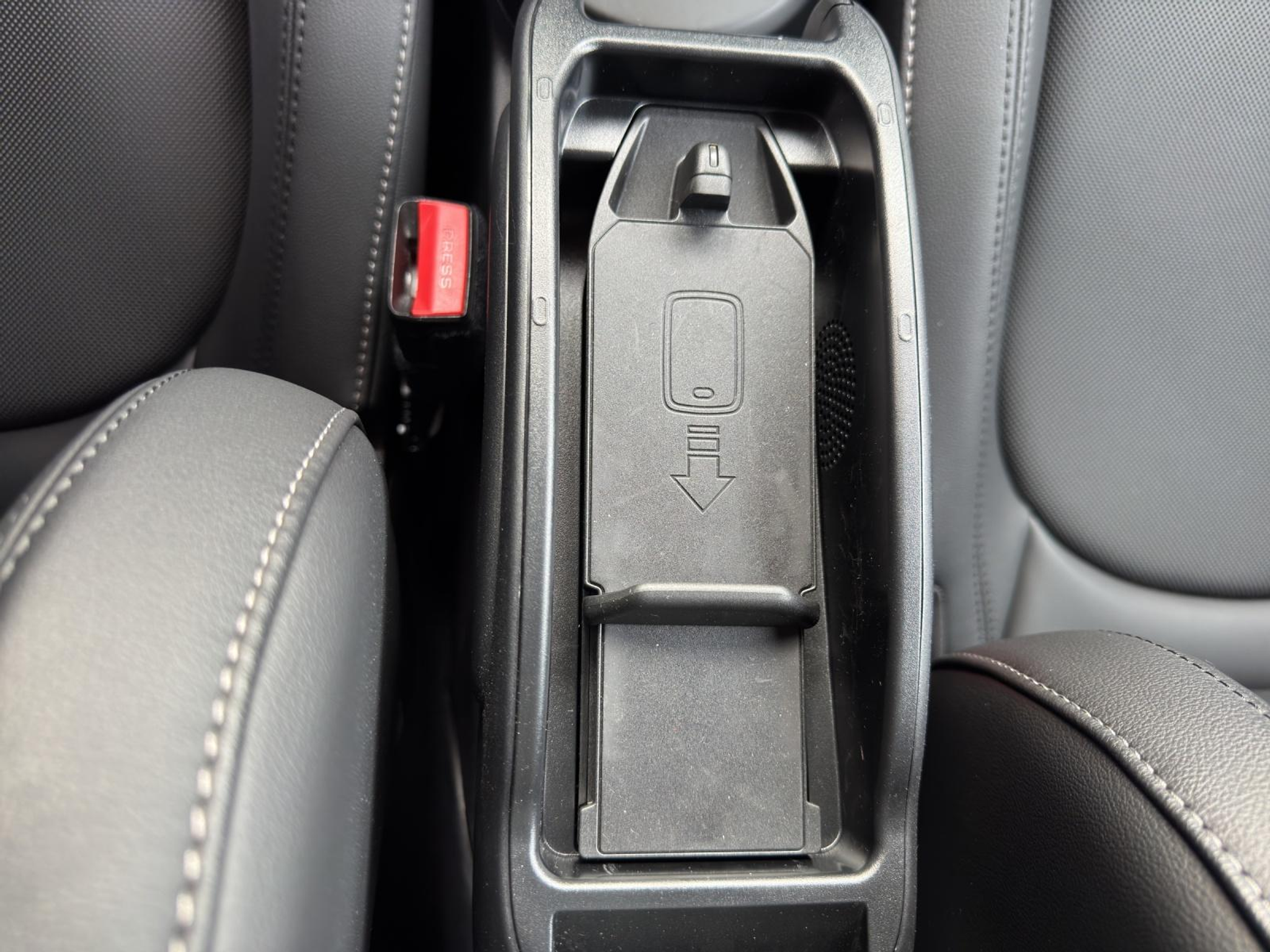 listing desktop thumbnail image 17