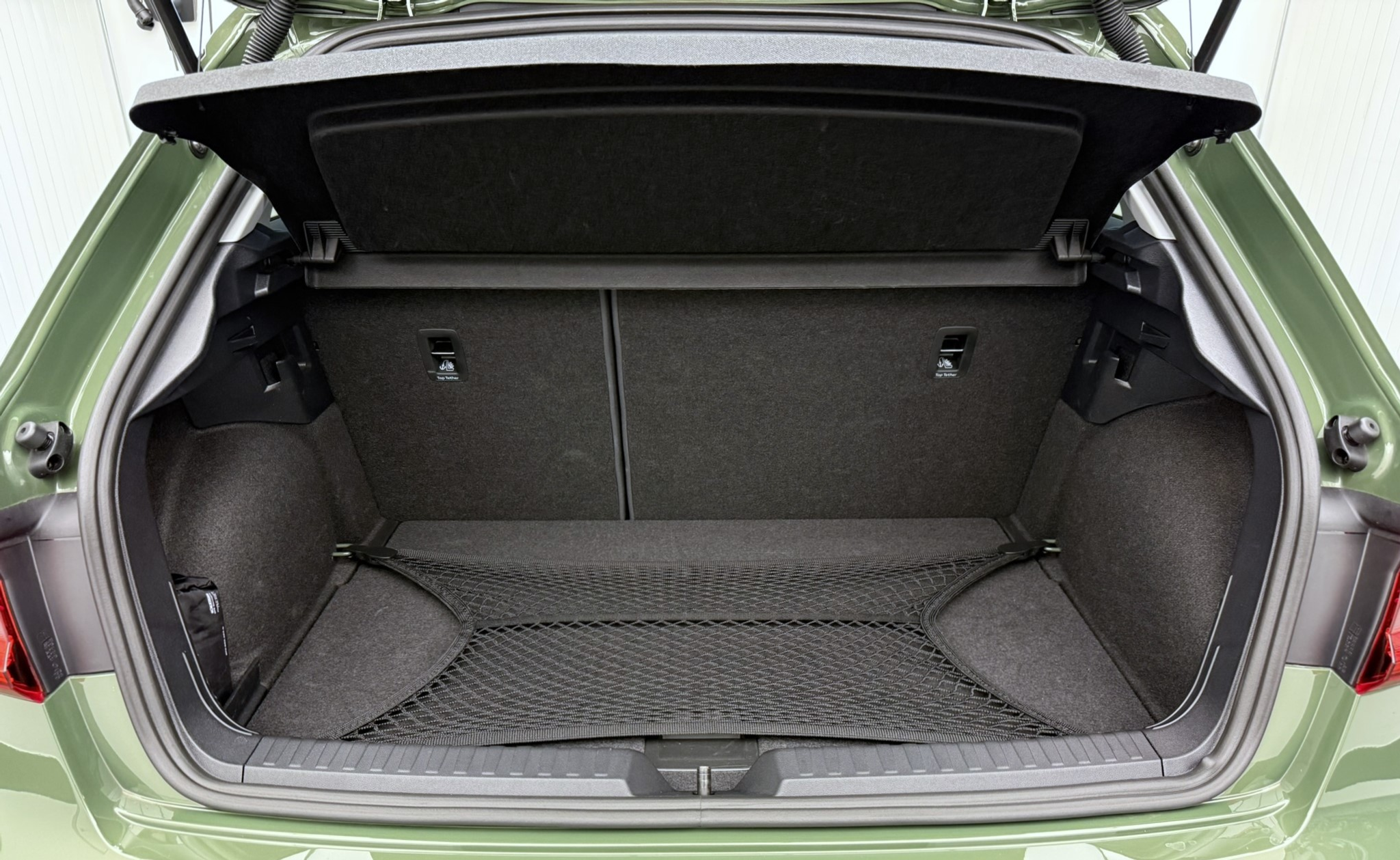 listing desktop thumbnail image 19