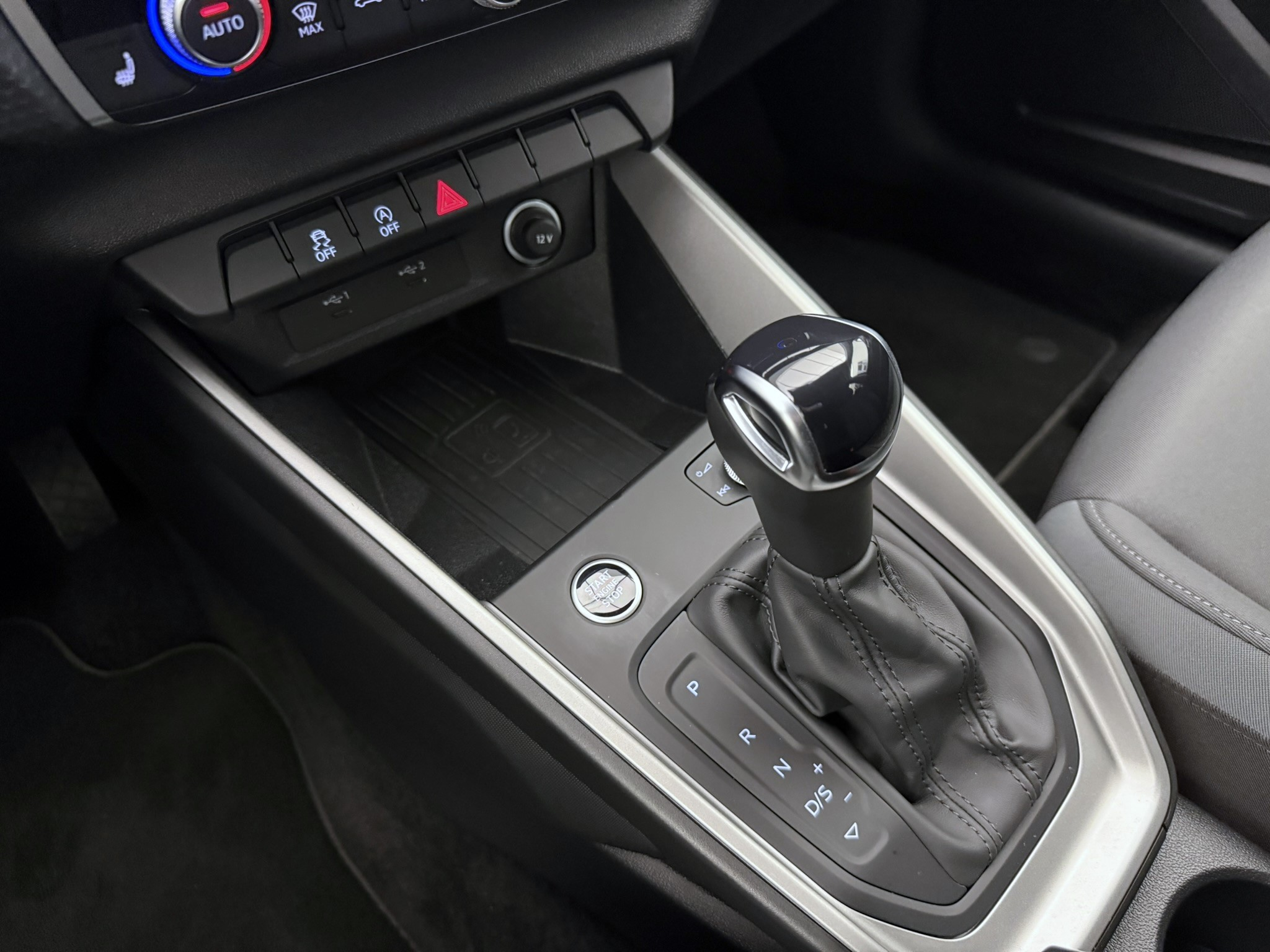 listing desktop thumbnail image 11