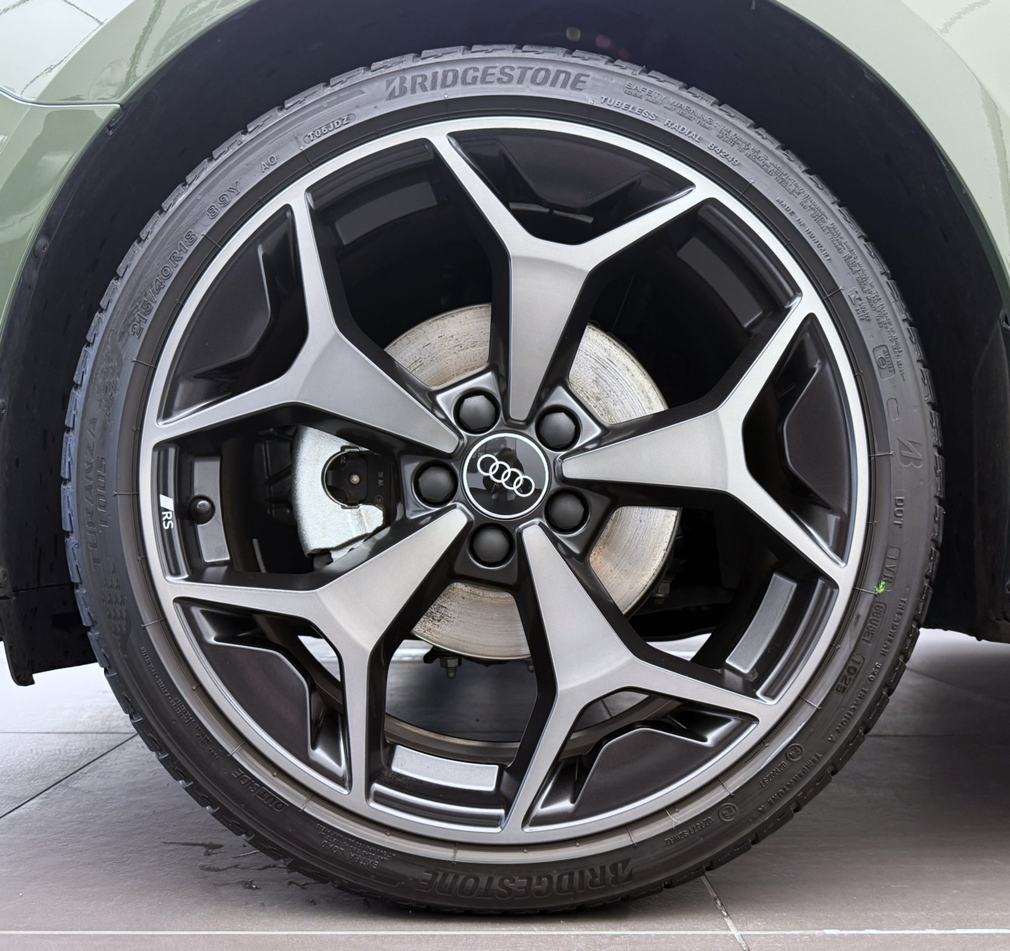 listing desktop thumbnail image 2