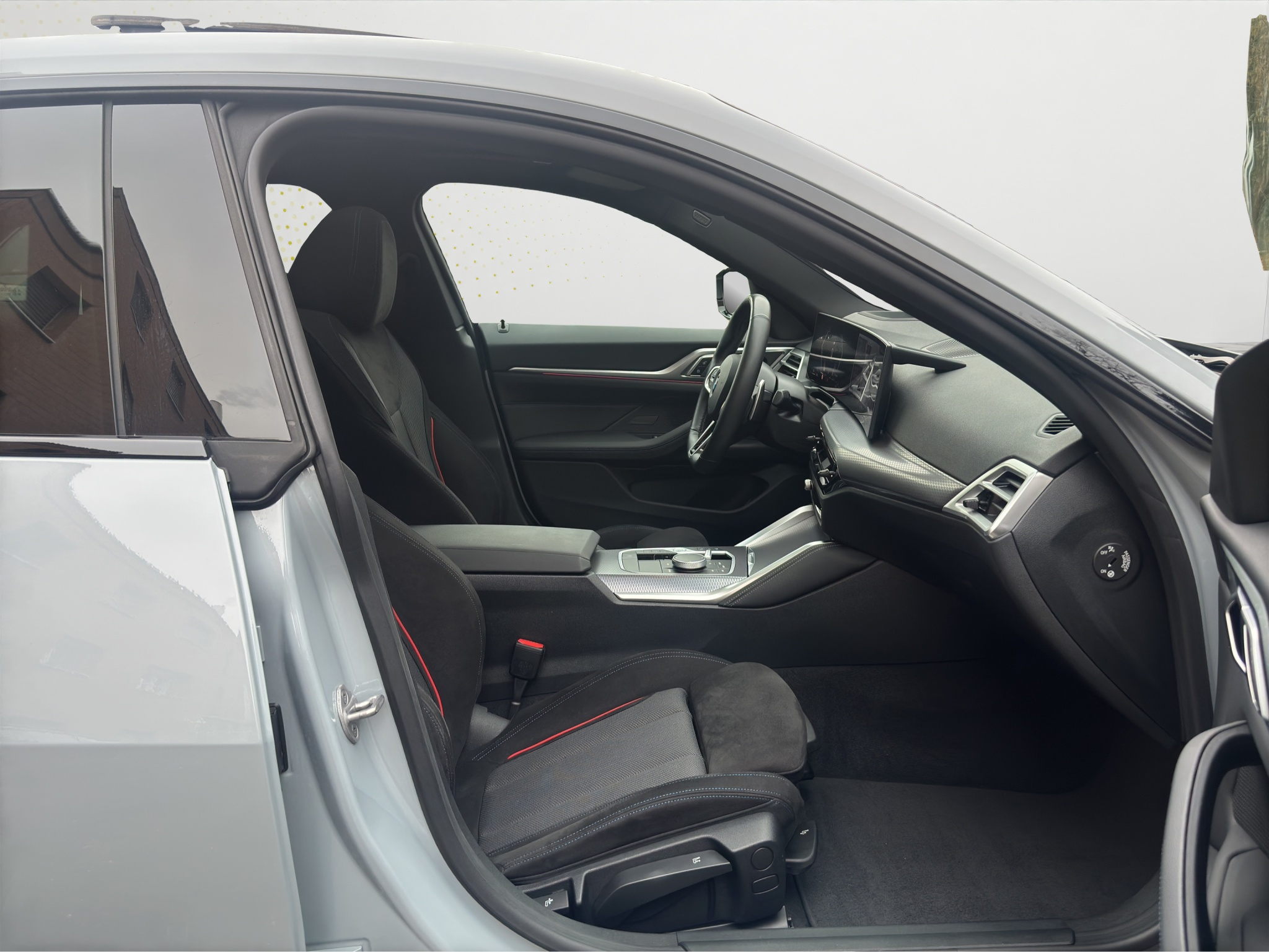 listing desktop thumbnail image 11