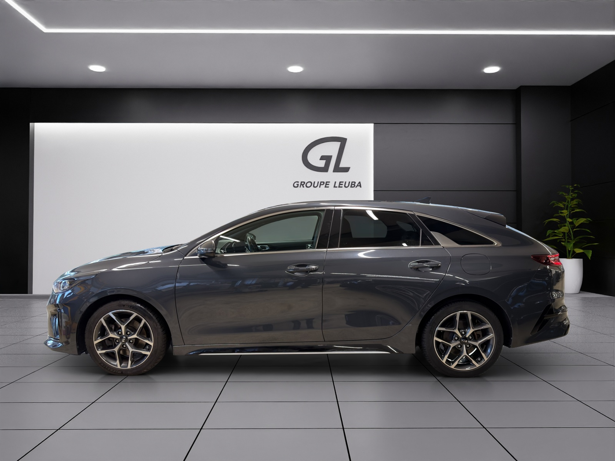 listing desktop thumbnail image 4