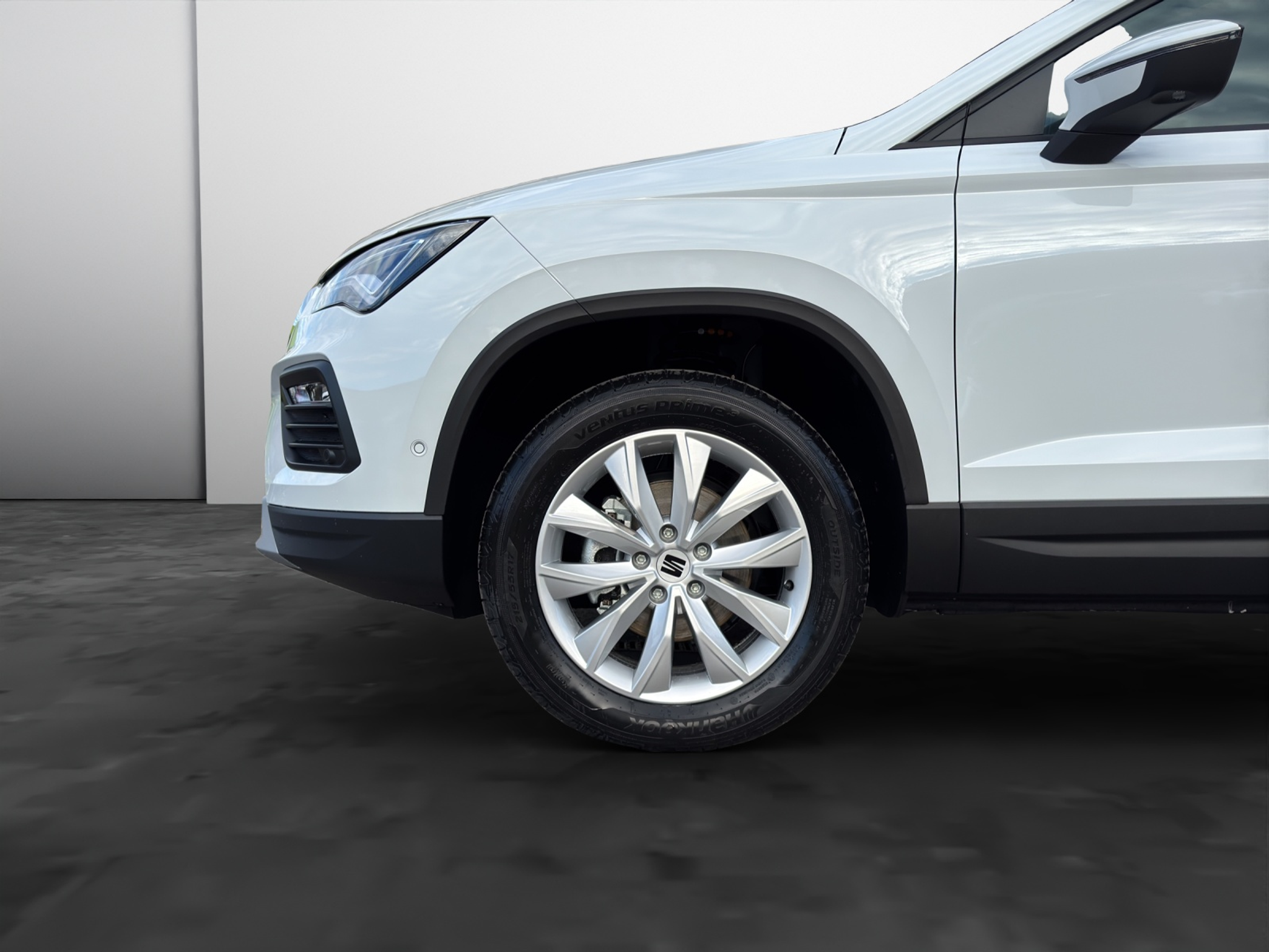 listing desktop thumbnail image 14