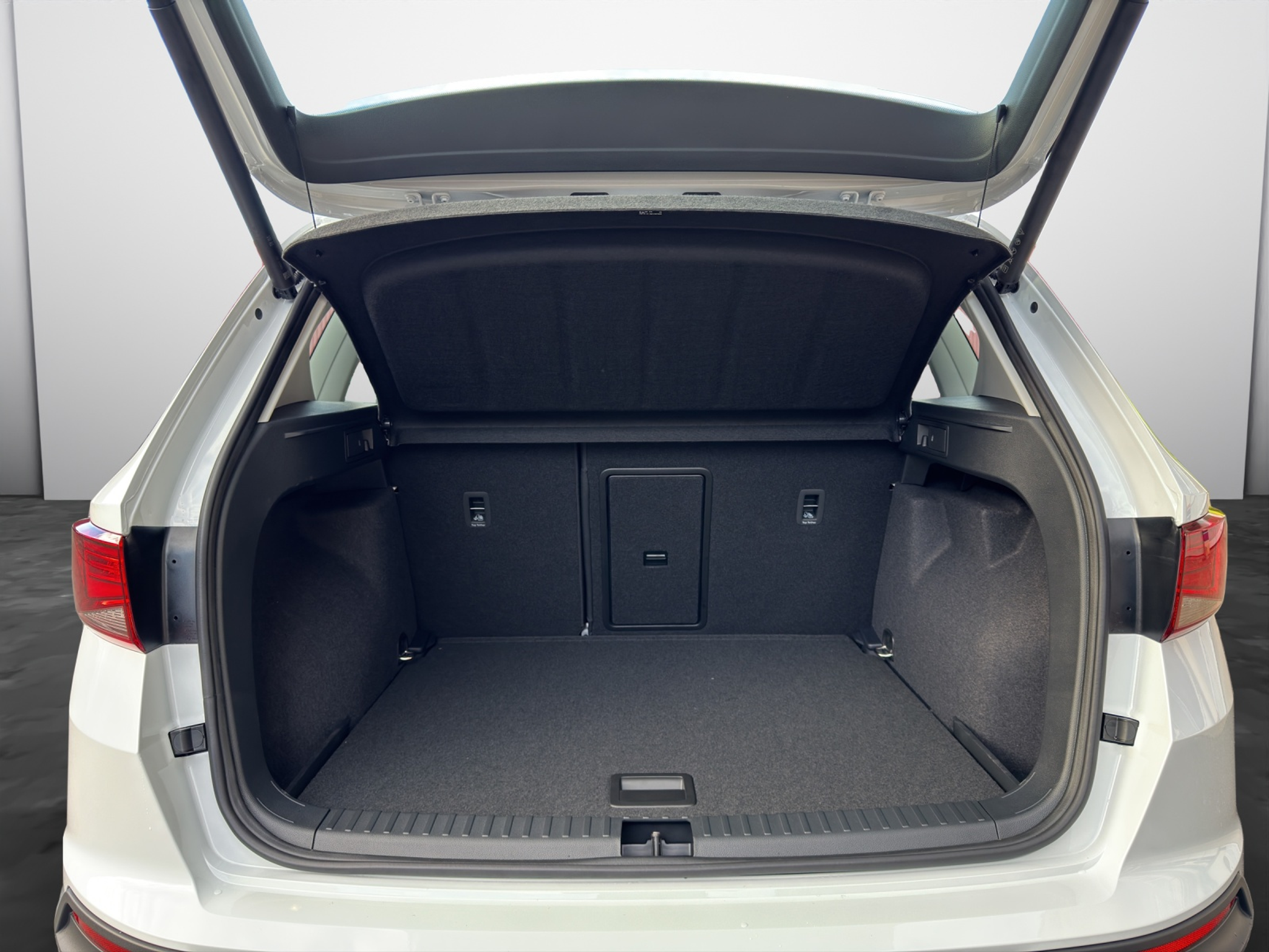 listing desktop thumbnail image 15