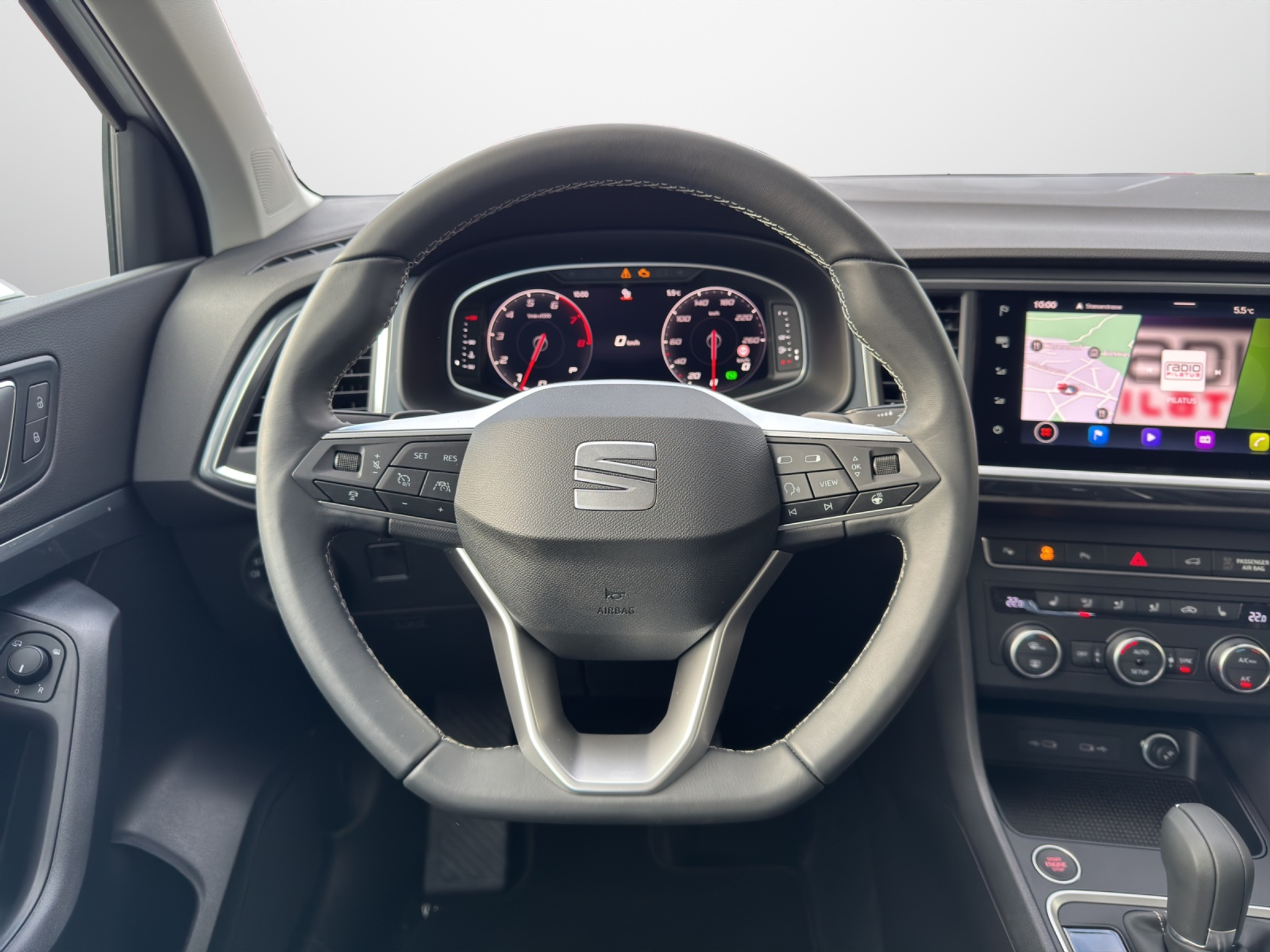 listing desktop thumbnail image 8