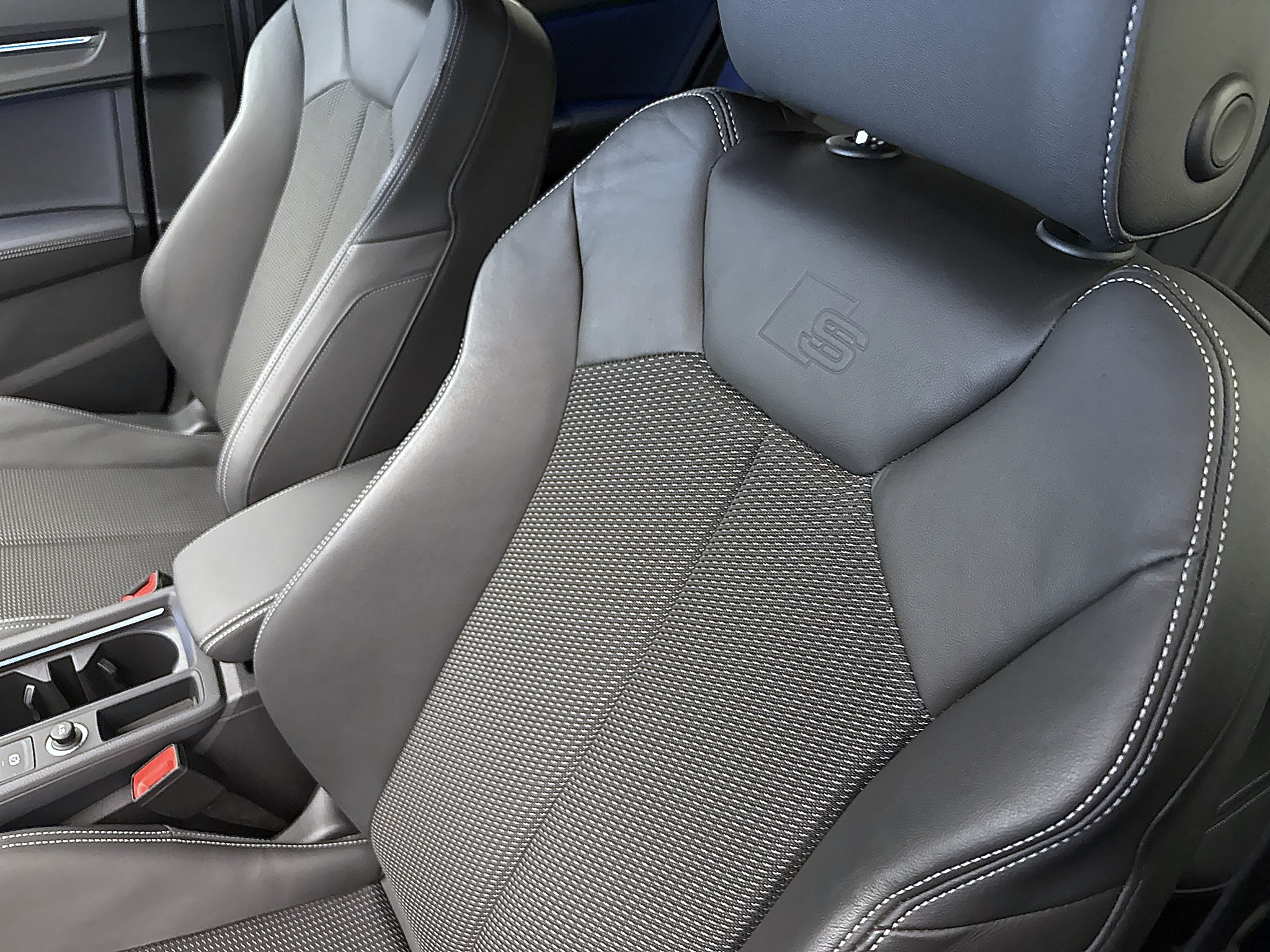 listing desktop thumbnail image 5