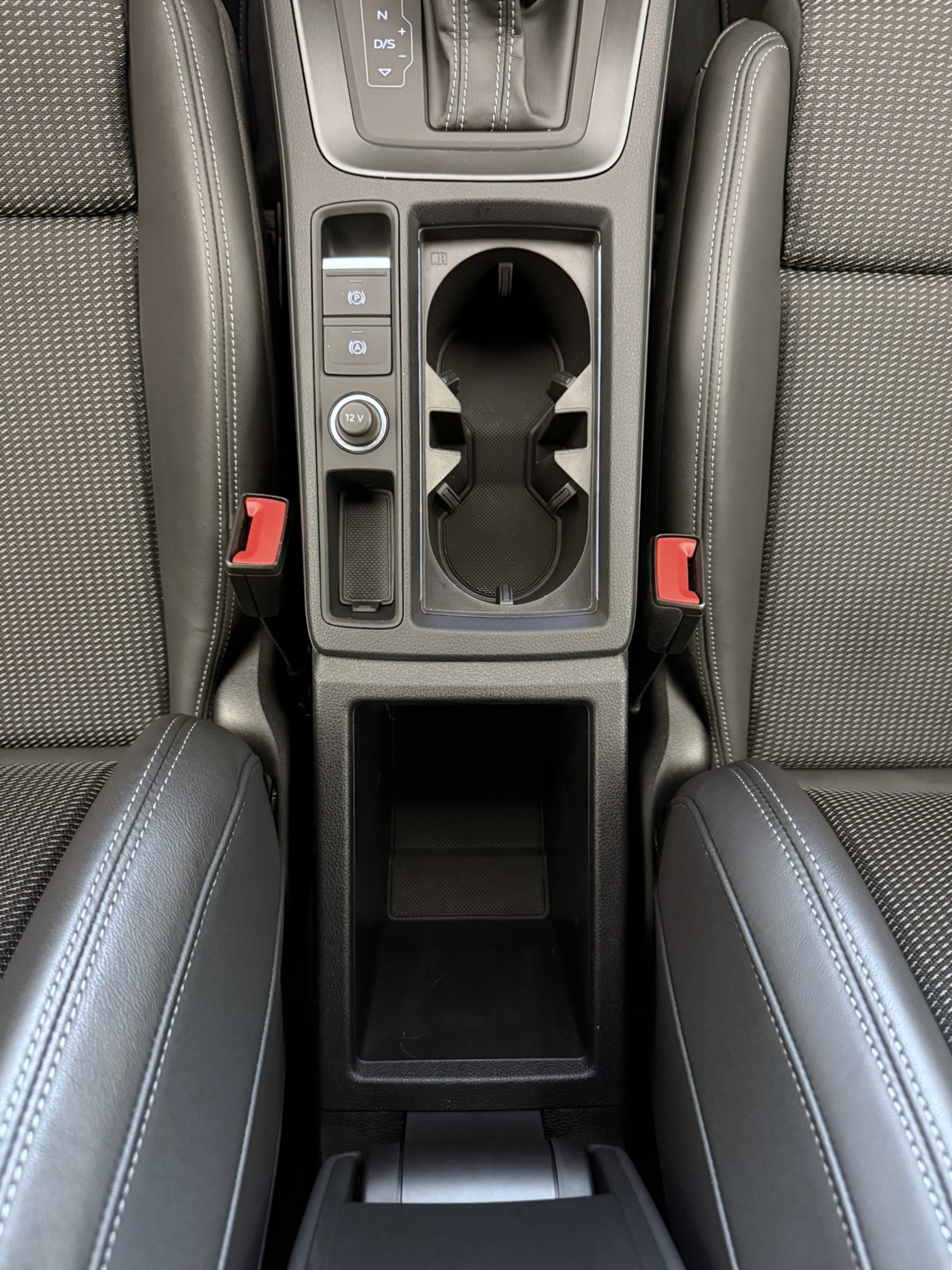 listing desktop thumbnail image 11