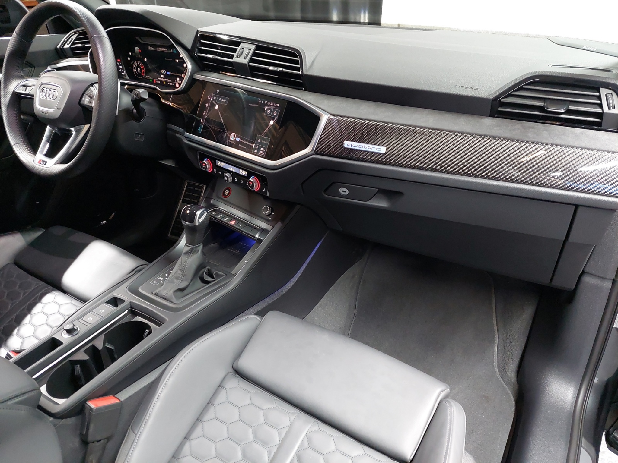 listing desktop thumbnail image 9