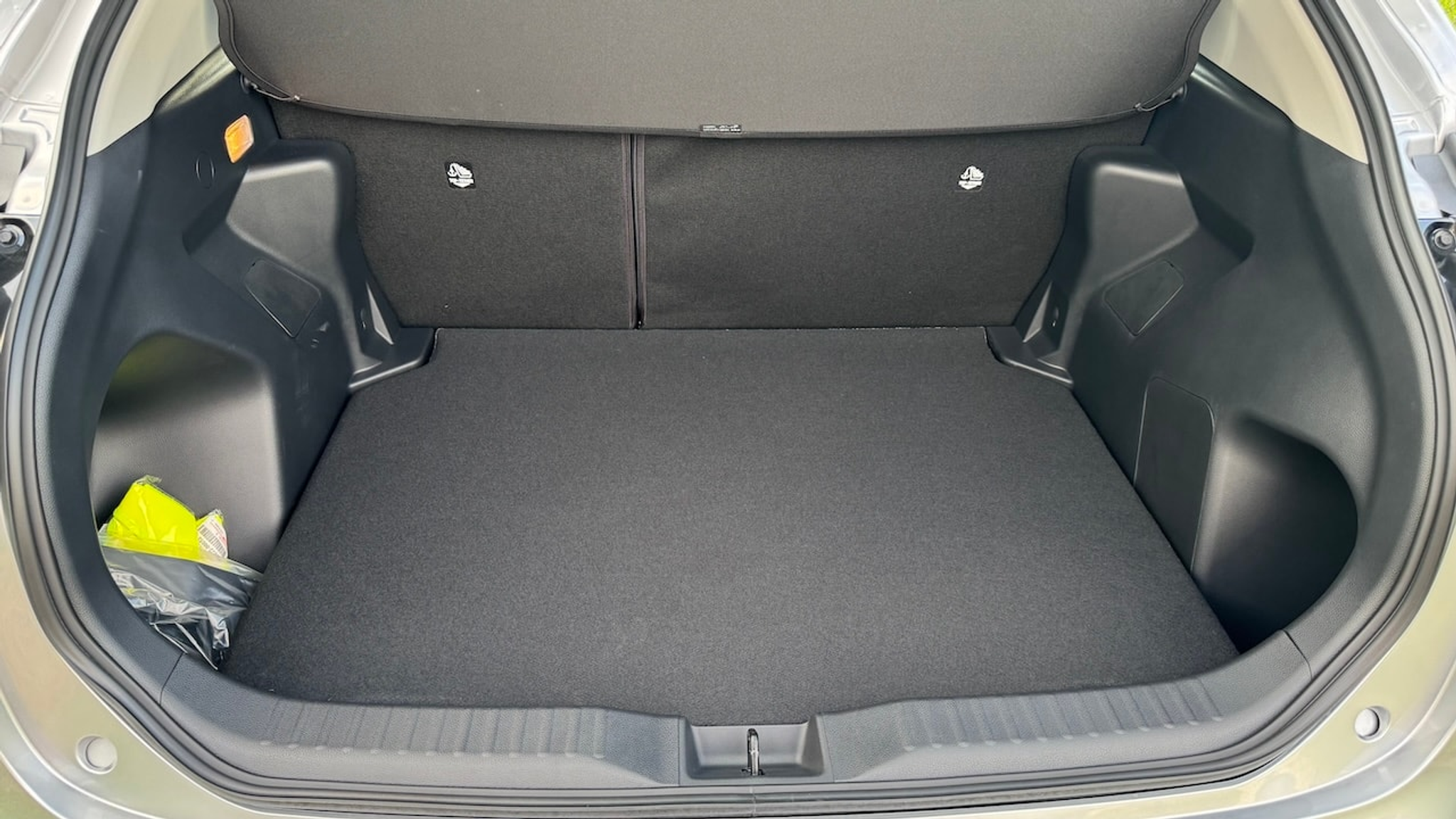 listing desktop thumbnail image 8