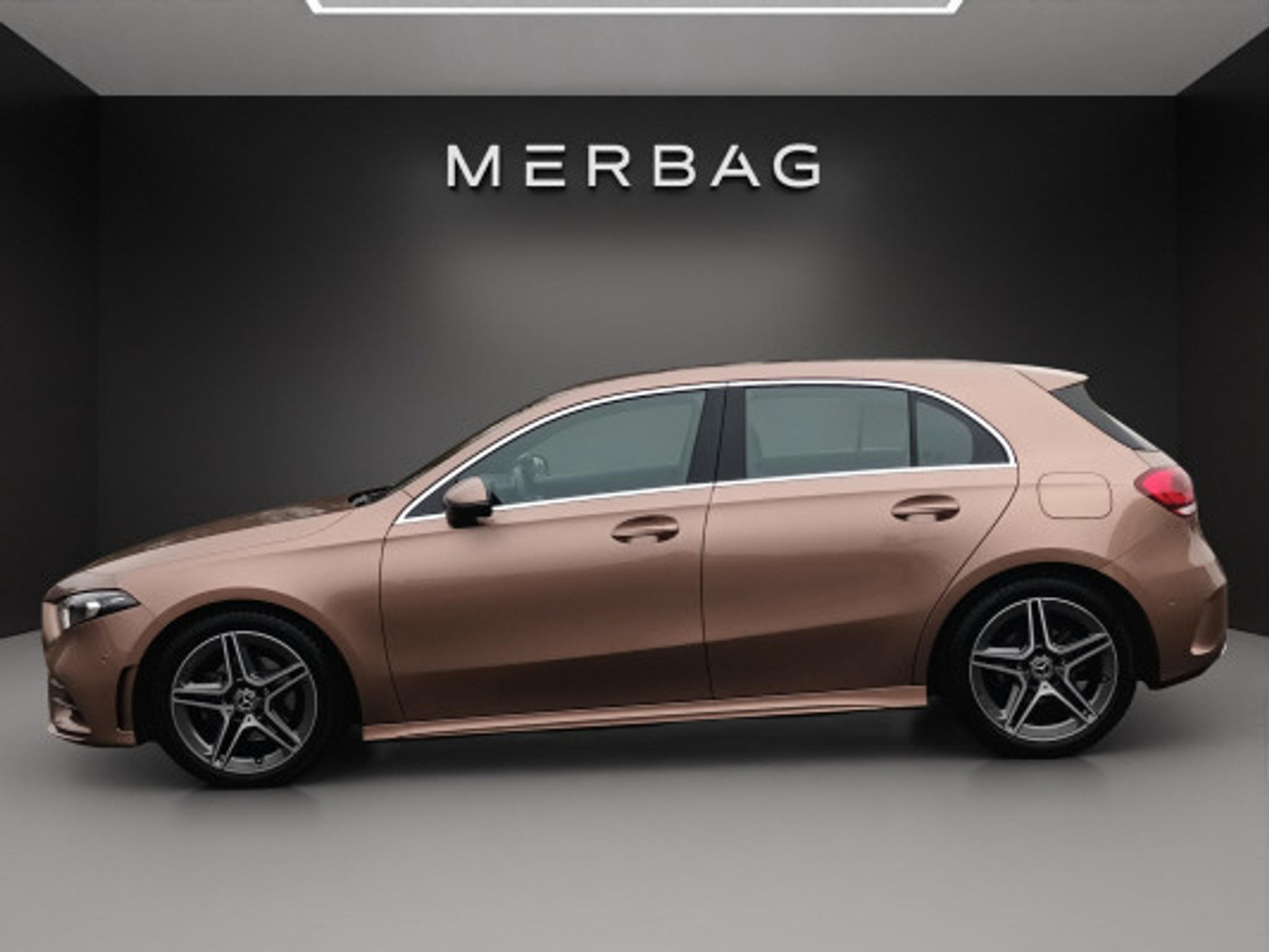 listing desktop thumbnail image 4