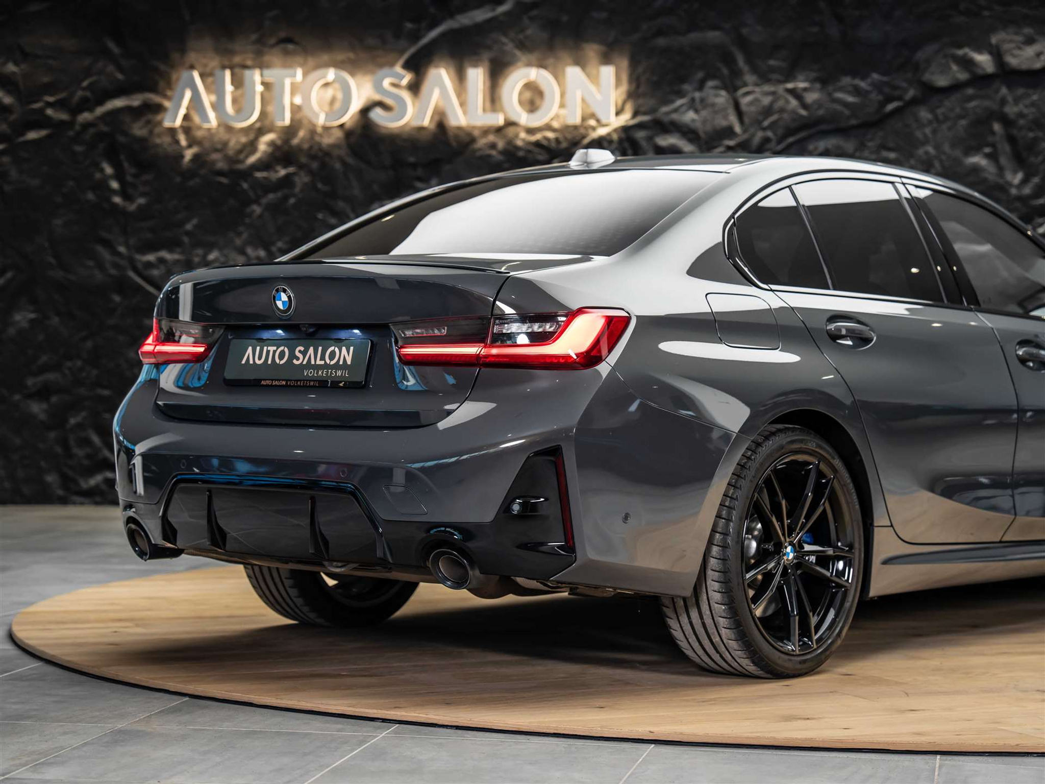 listing desktop thumbnail image 18